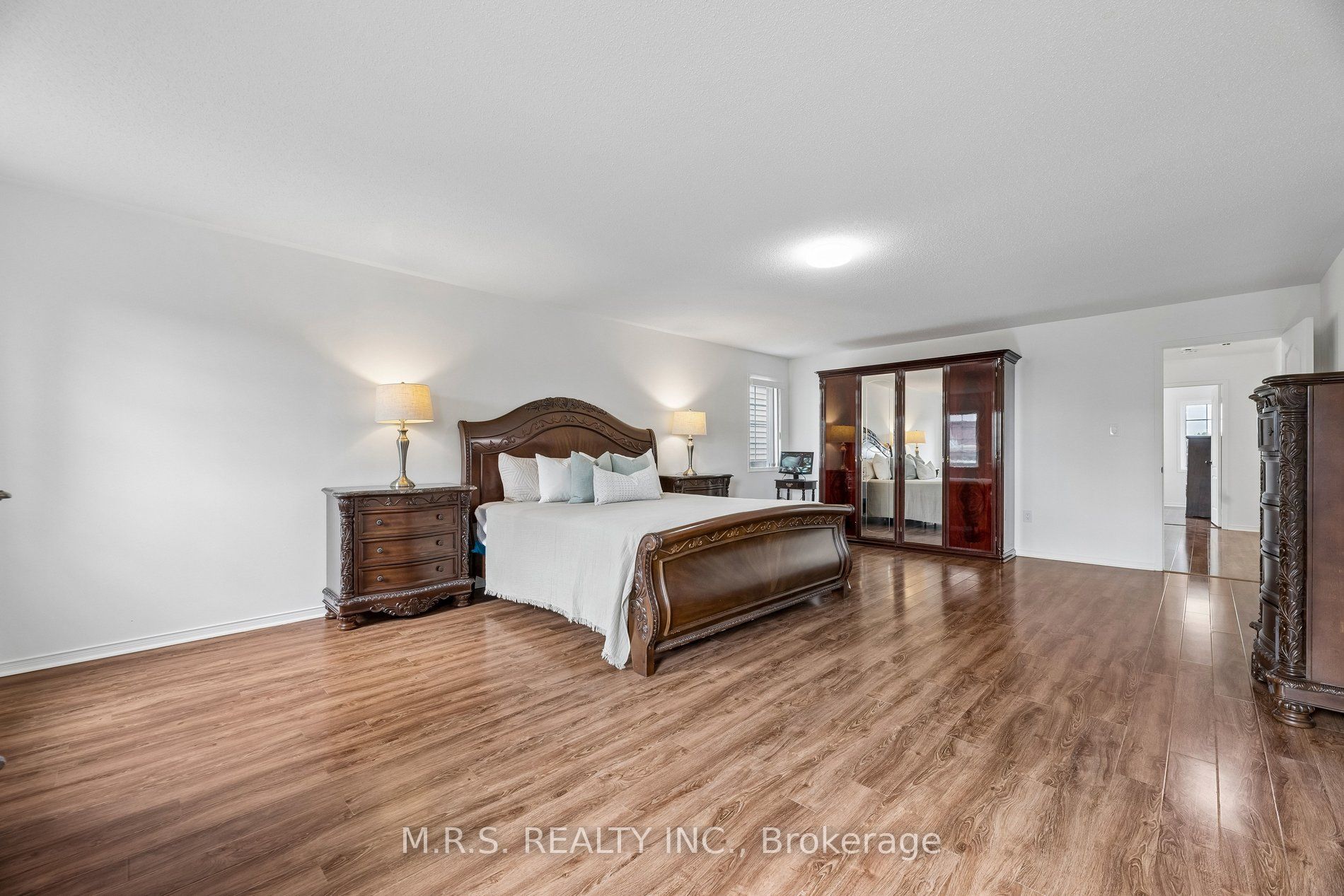 1408 Aldergrove Court Property Photo 28
