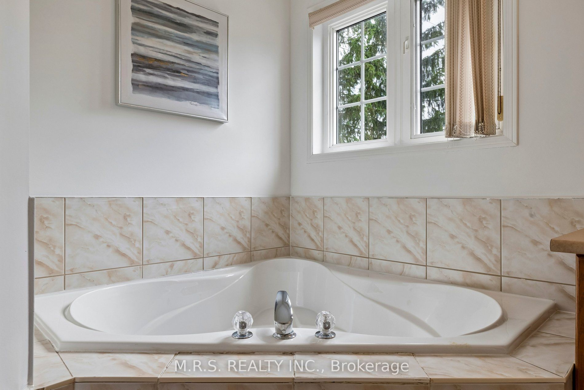1408 Aldergrove Court Property Photo 31
