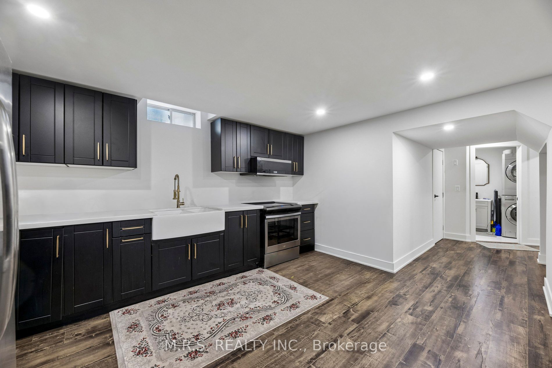 1408 Aldergrove Court Property Photo 33