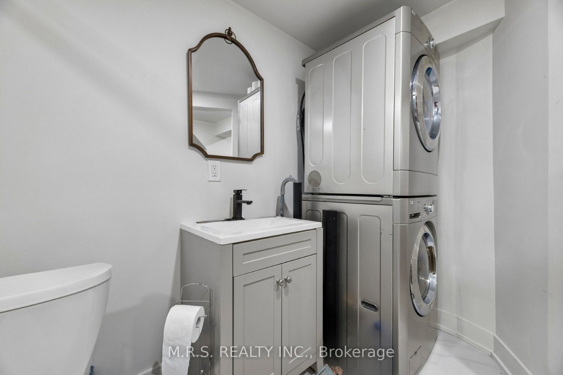 1408 Aldergrove Court Property Photo 37
