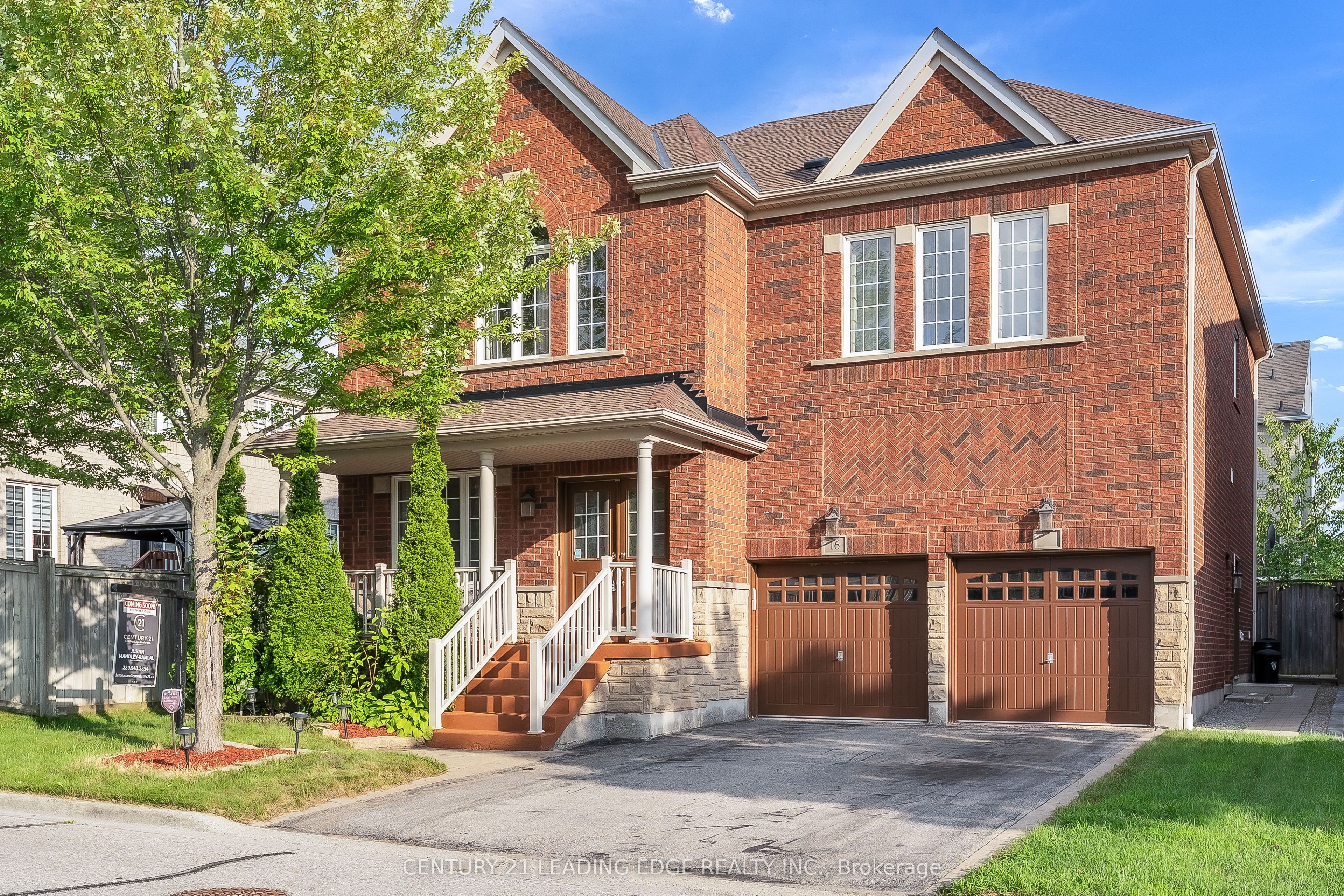 16 Bicknell Court Property Photo 2