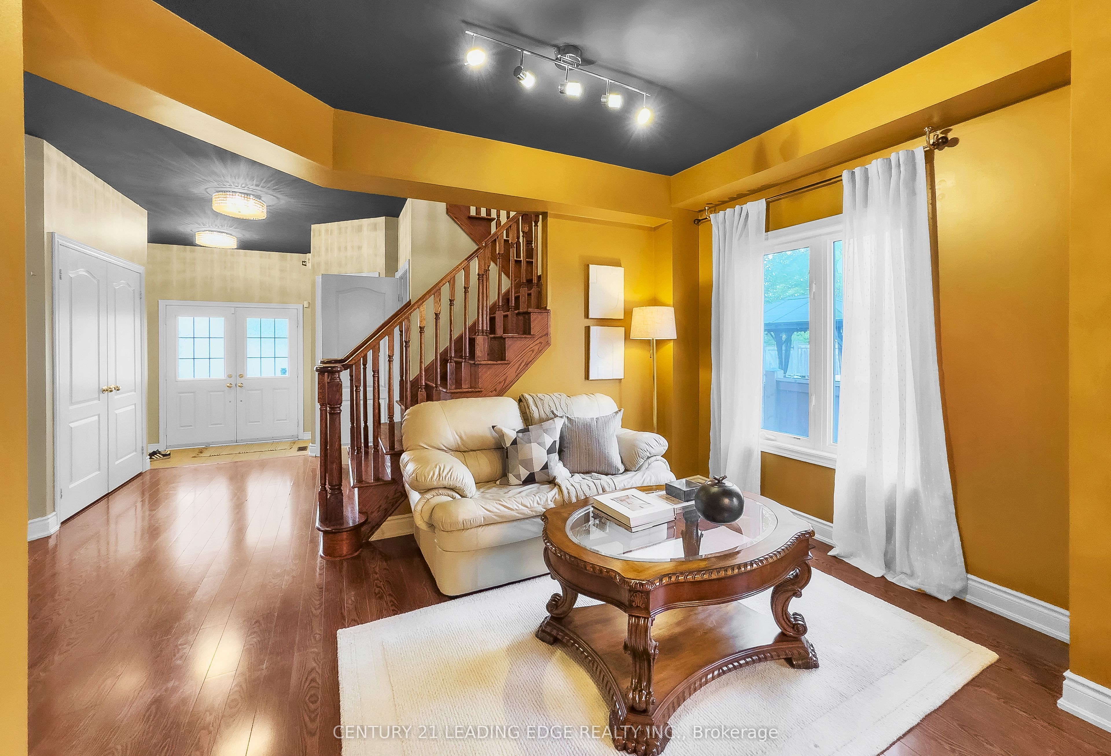 16 Bicknell Court Property Photo 7