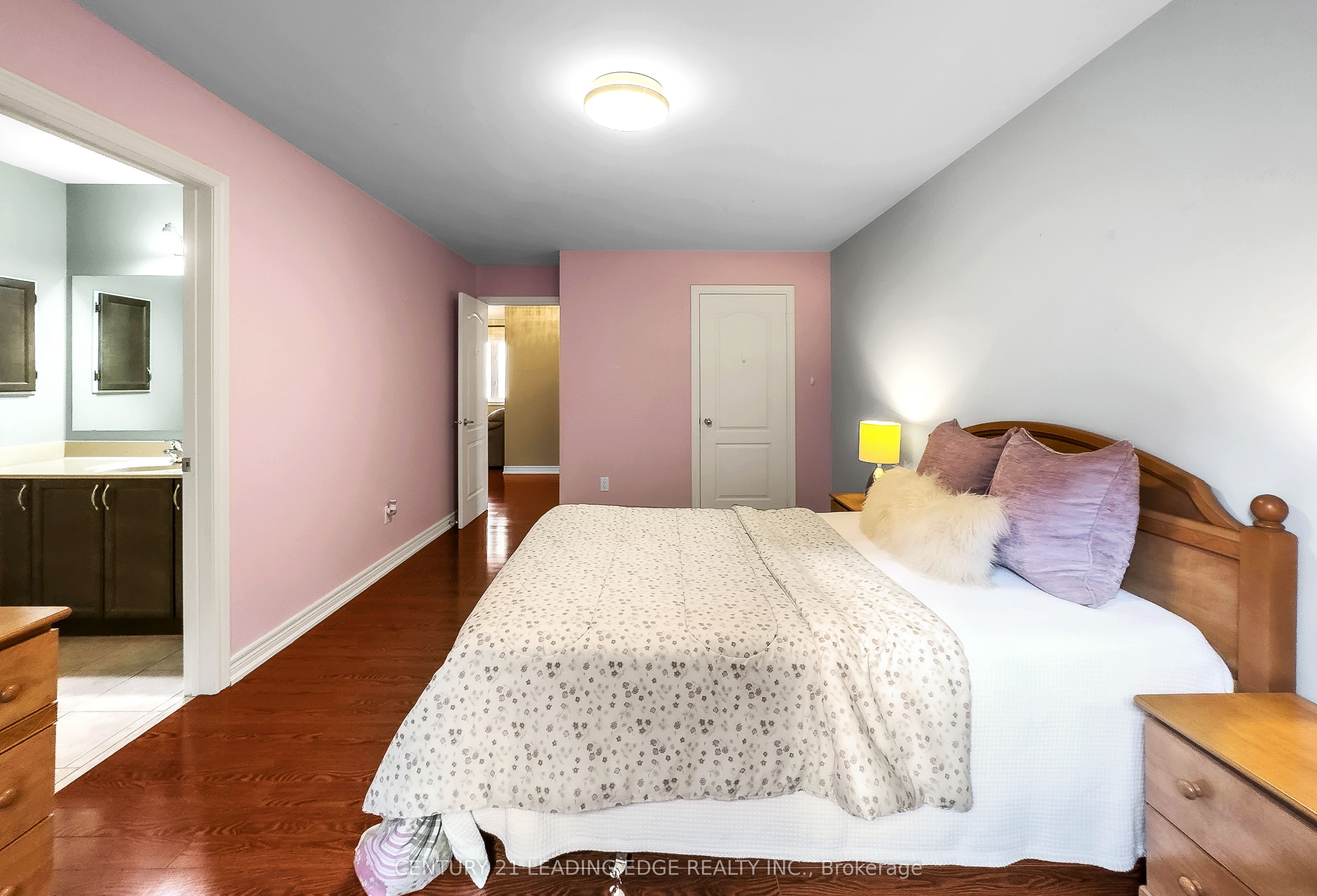 16 Bicknell Court Property Photo 26