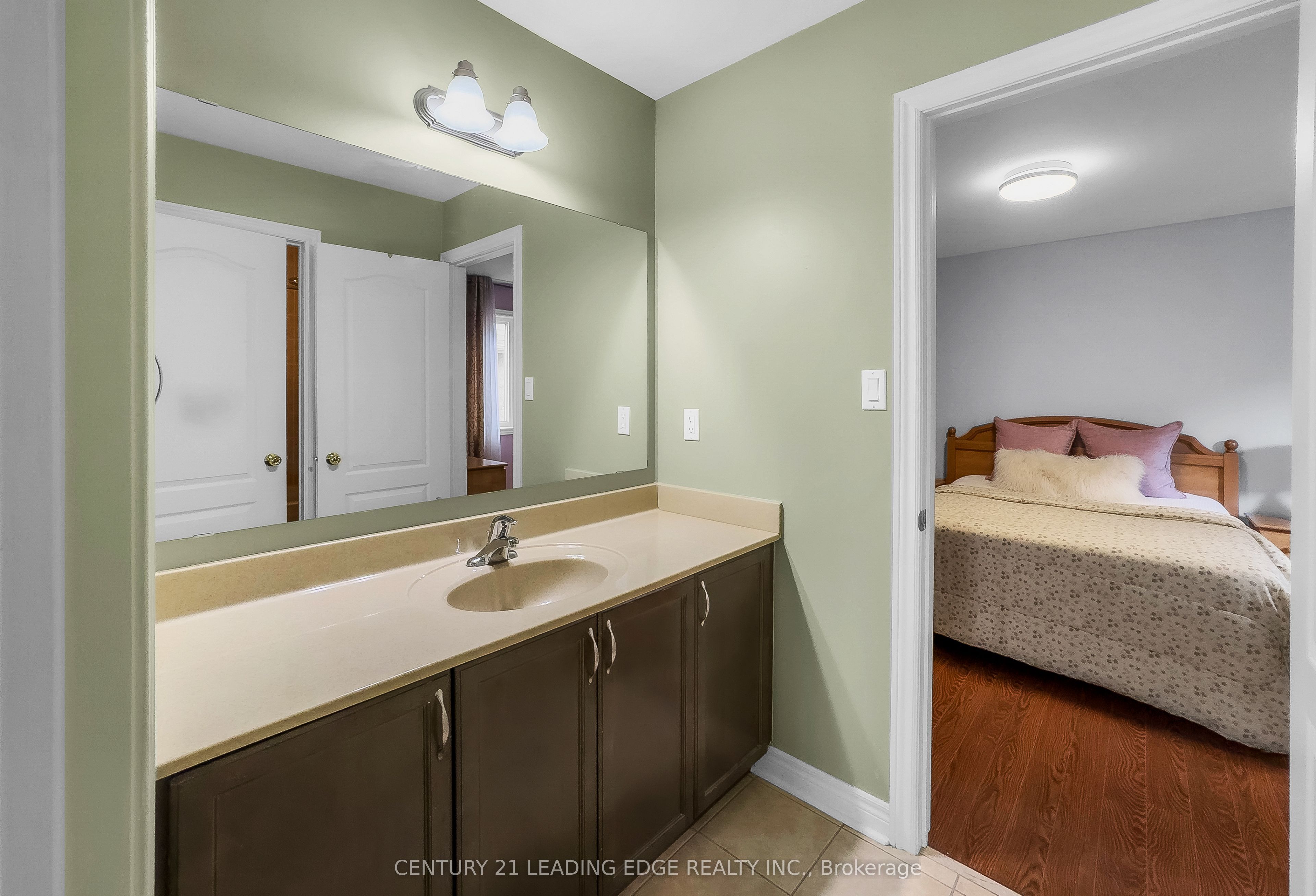 16 Bicknell Court Property Photo 27