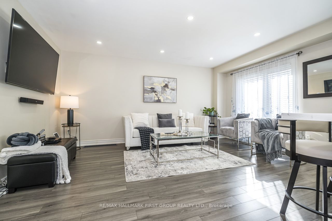 5 Cranston Avenue Property Photo 10