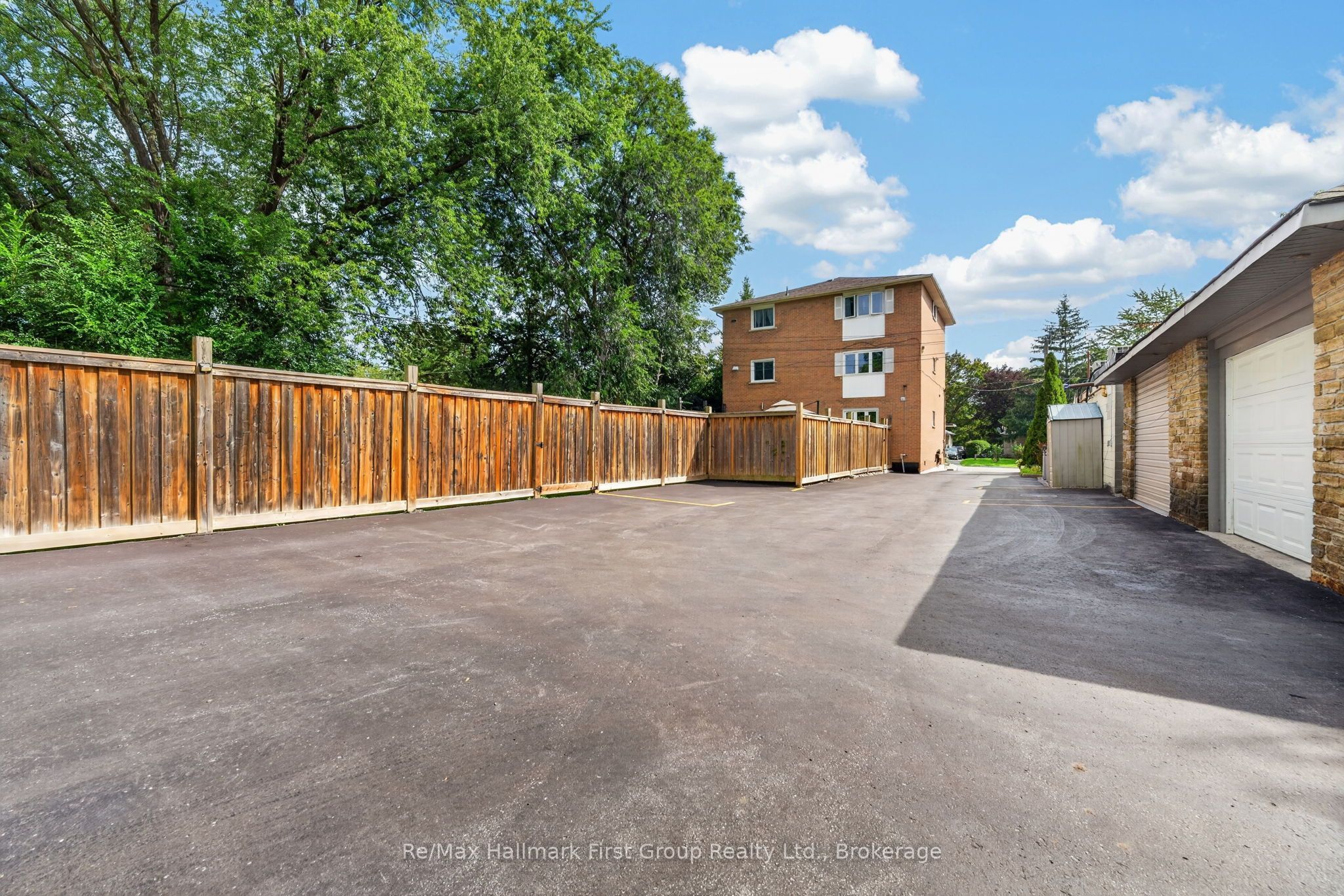 10 Lincoln Street Property Photo 32