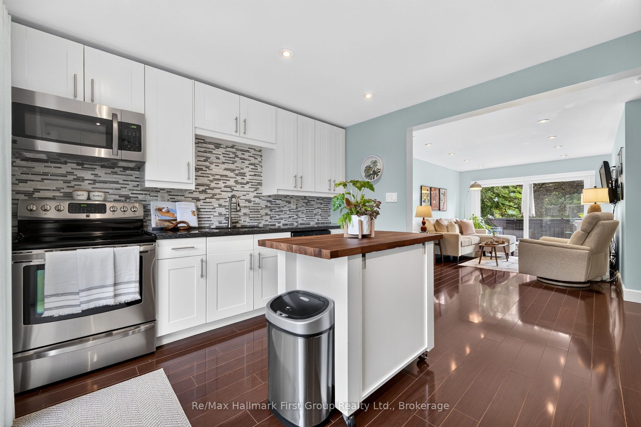 10 Lincoln Street Property Photo 12