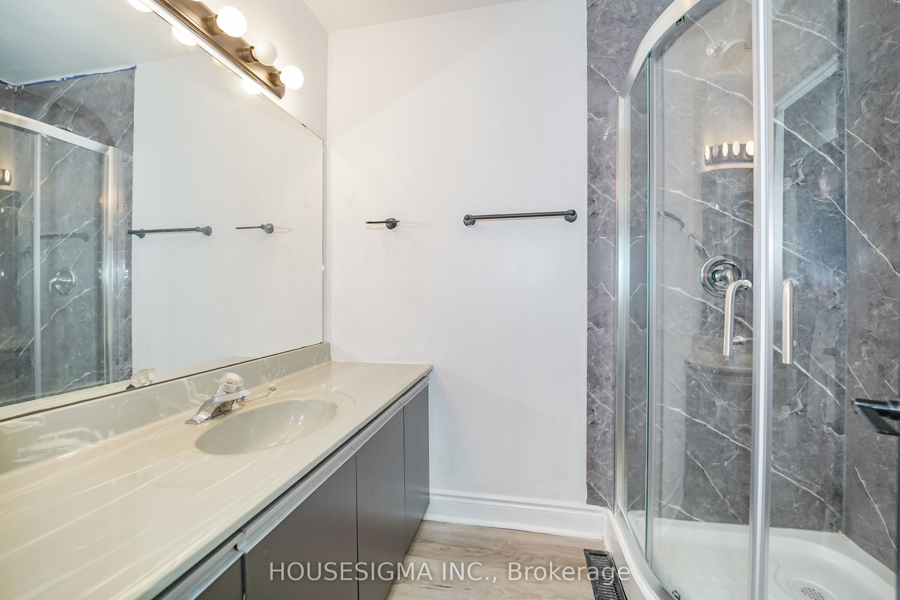42 Cherry Blossom Crescent Property Photo 24