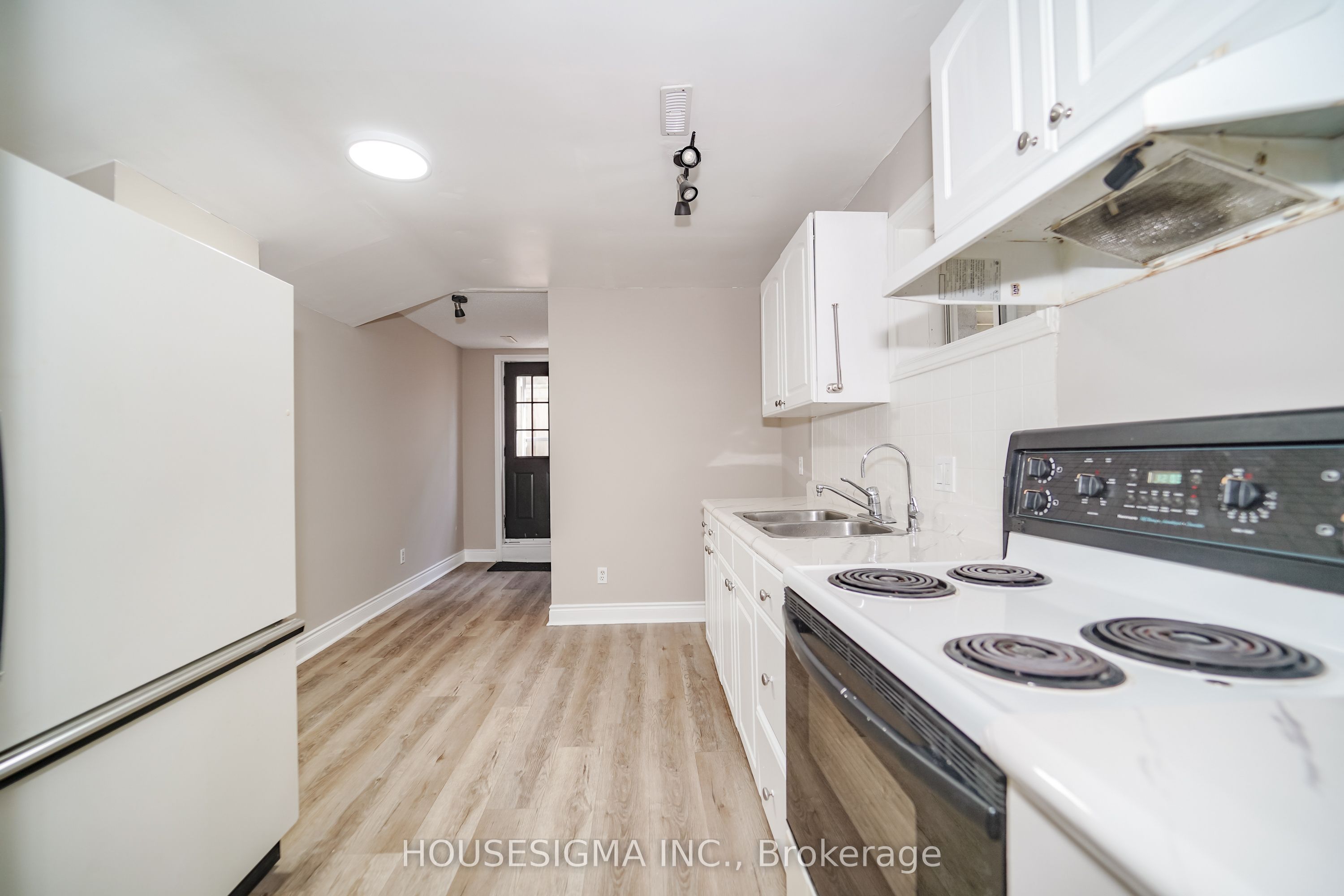 42 Cherry Blossom Crescent Property Photo 33
