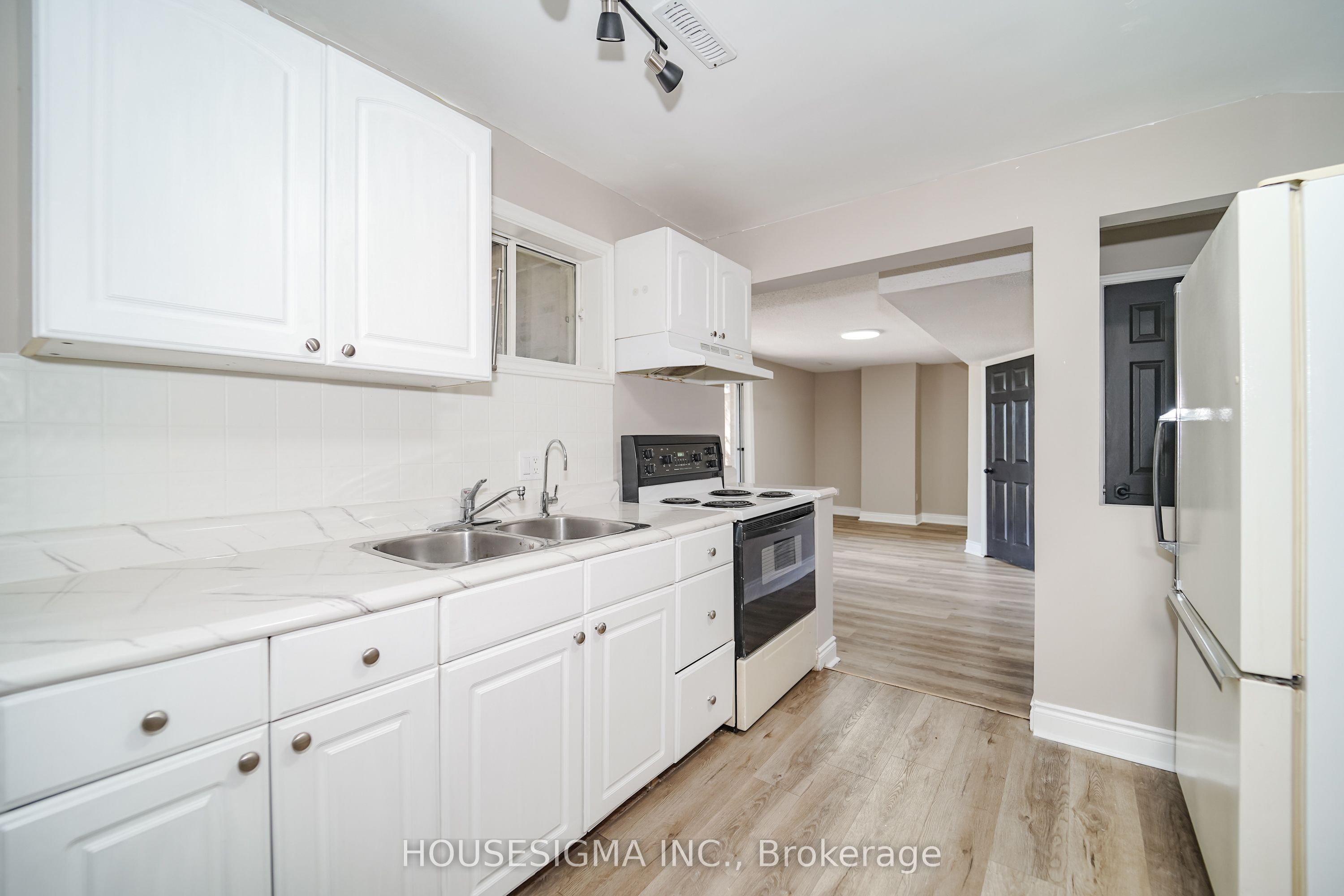 42 Cherry Blossom Crescent Property Photo 34
