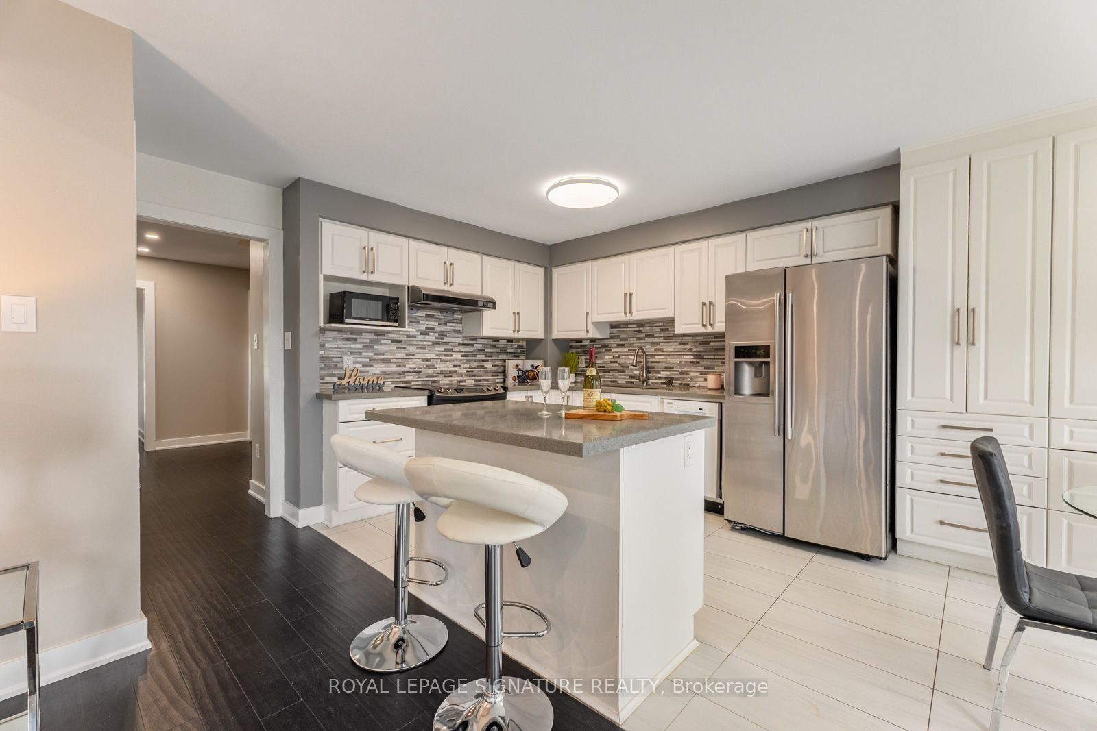 2053 Blue Ridge Crescent Property Photo 11