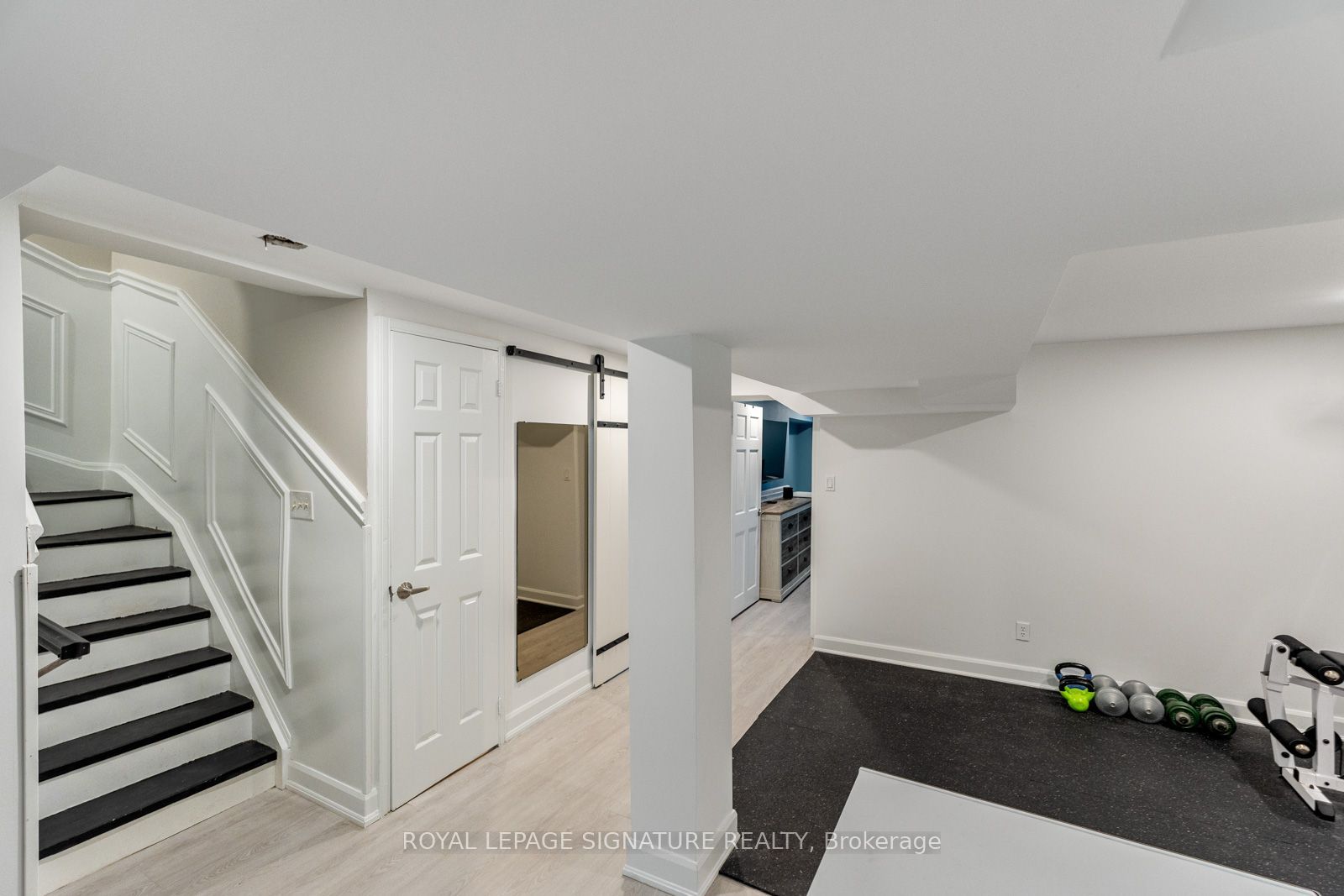2053 Blue Ridge Crescent Property Photo 48