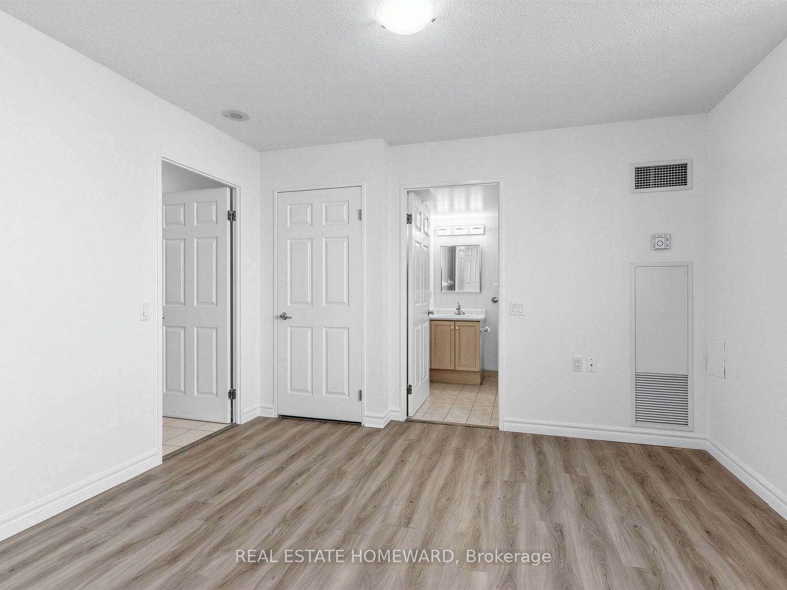 2800 Warden Avenue 1102 Property Photo 14