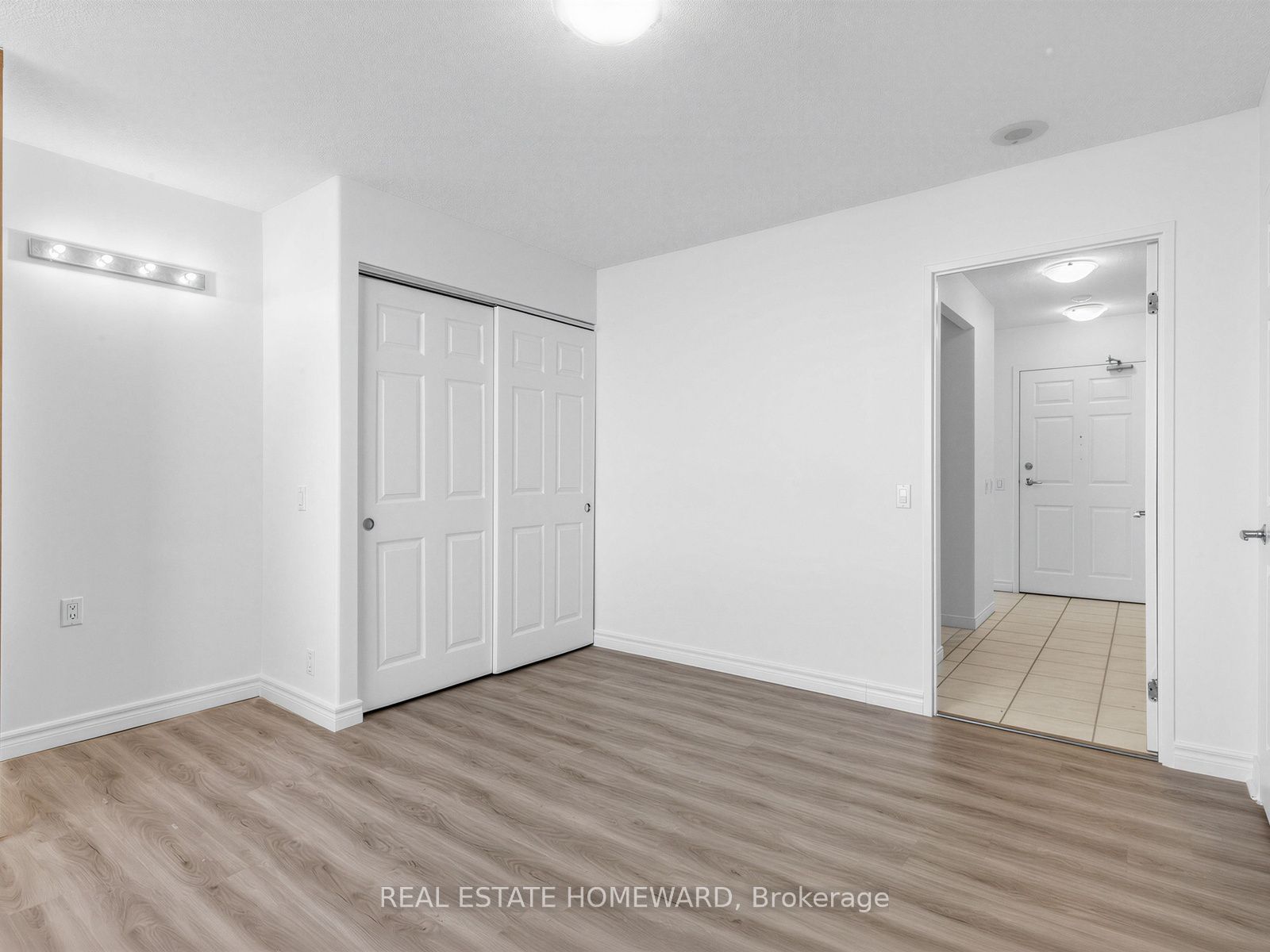 2800 Warden Avenue 1102 Property Photo 15