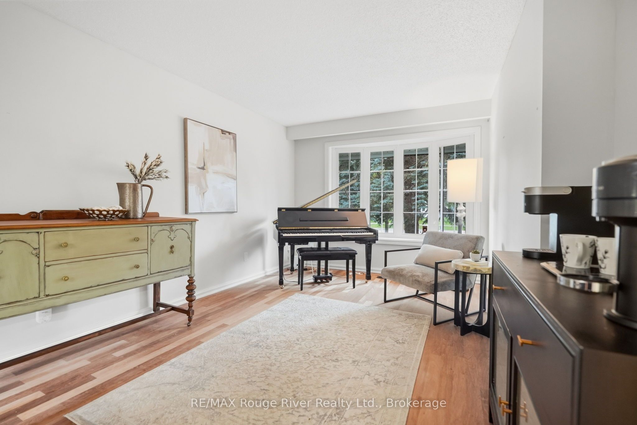 313 Lupin Drive Property Photo 14