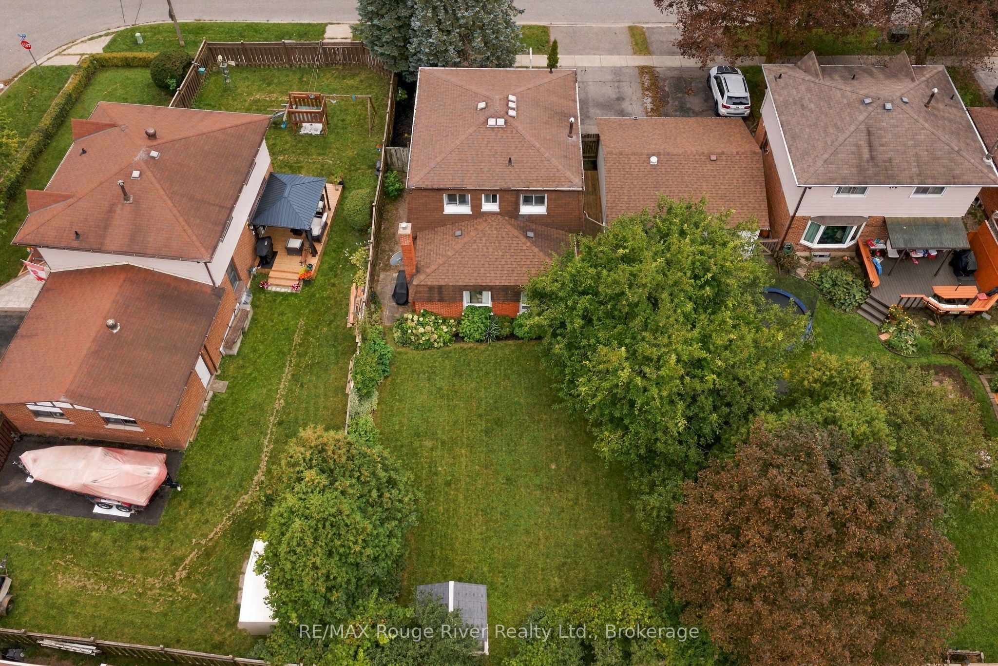 313 Lupin Drive Property Photo 38