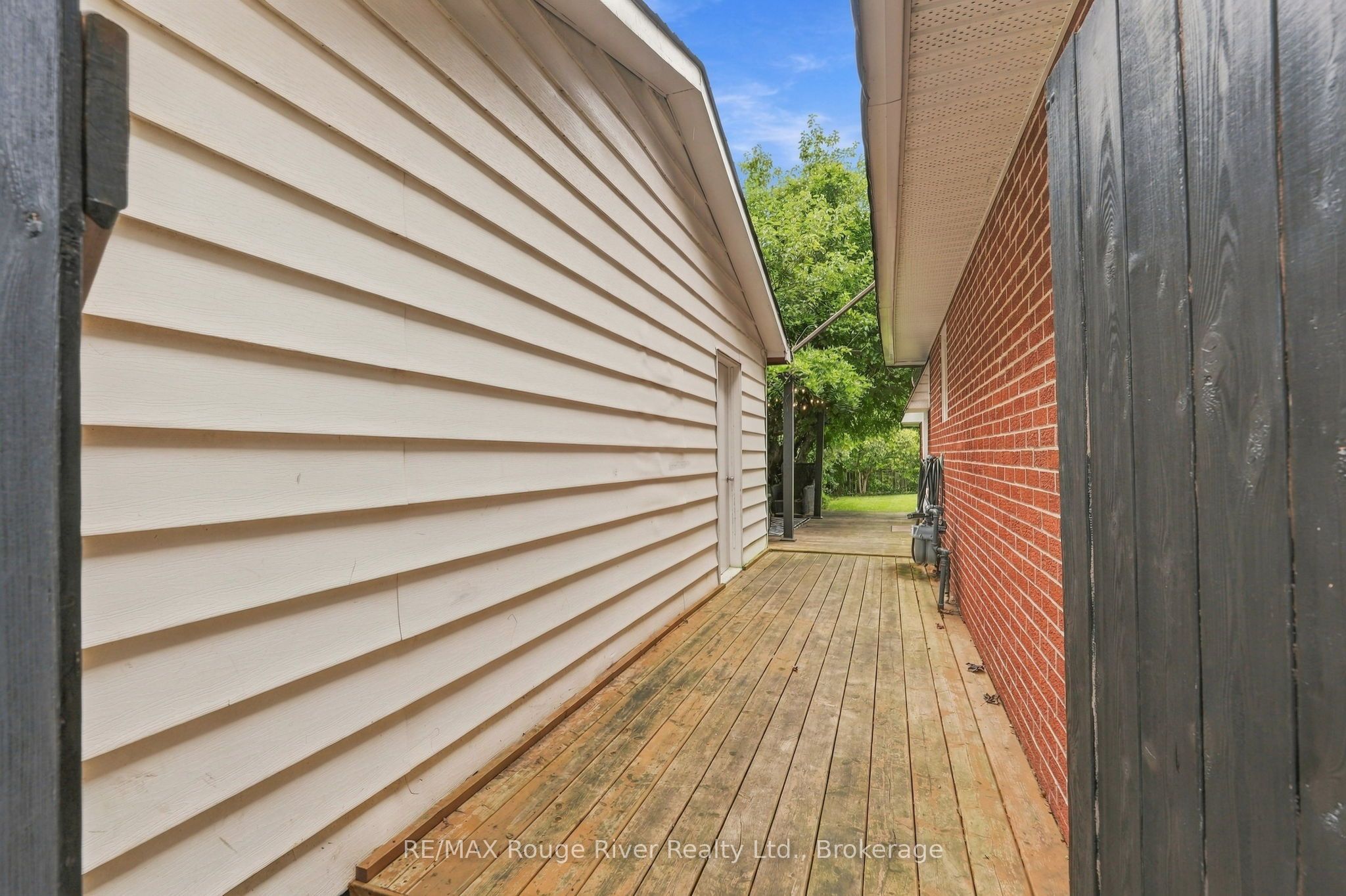 313 Lupin Drive Property Photo 39