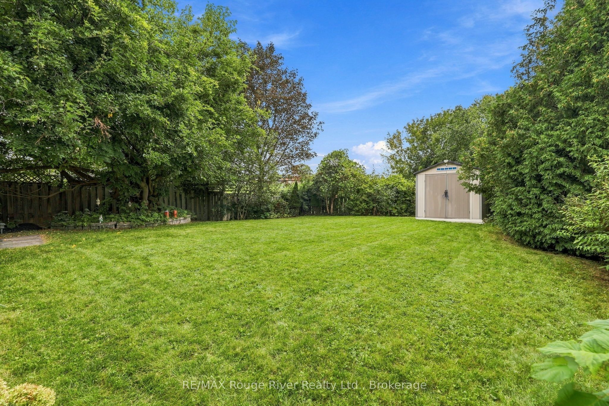 313 Lupin Drive Property Photo 43