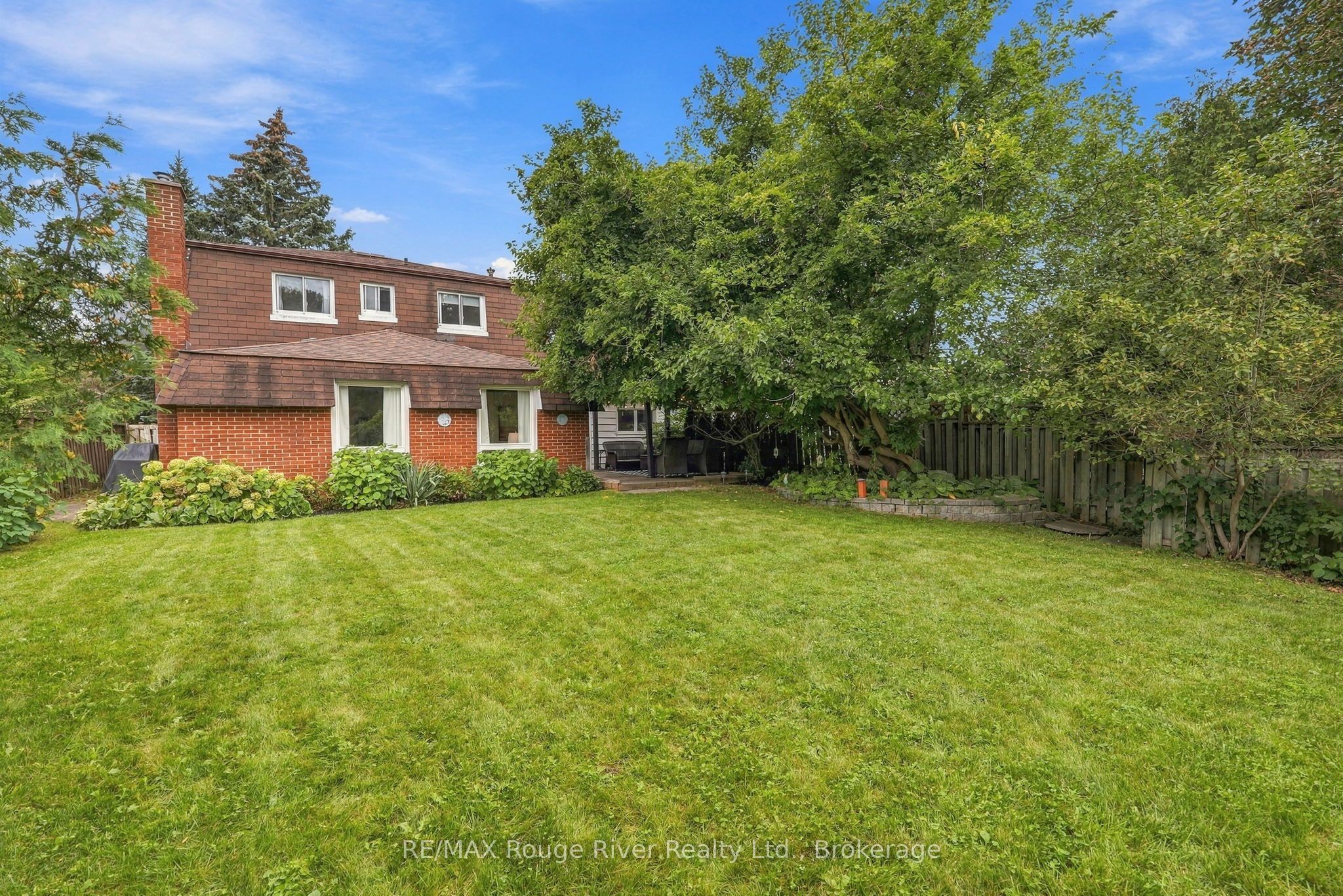 313 Lupin Drive Property Photo 44