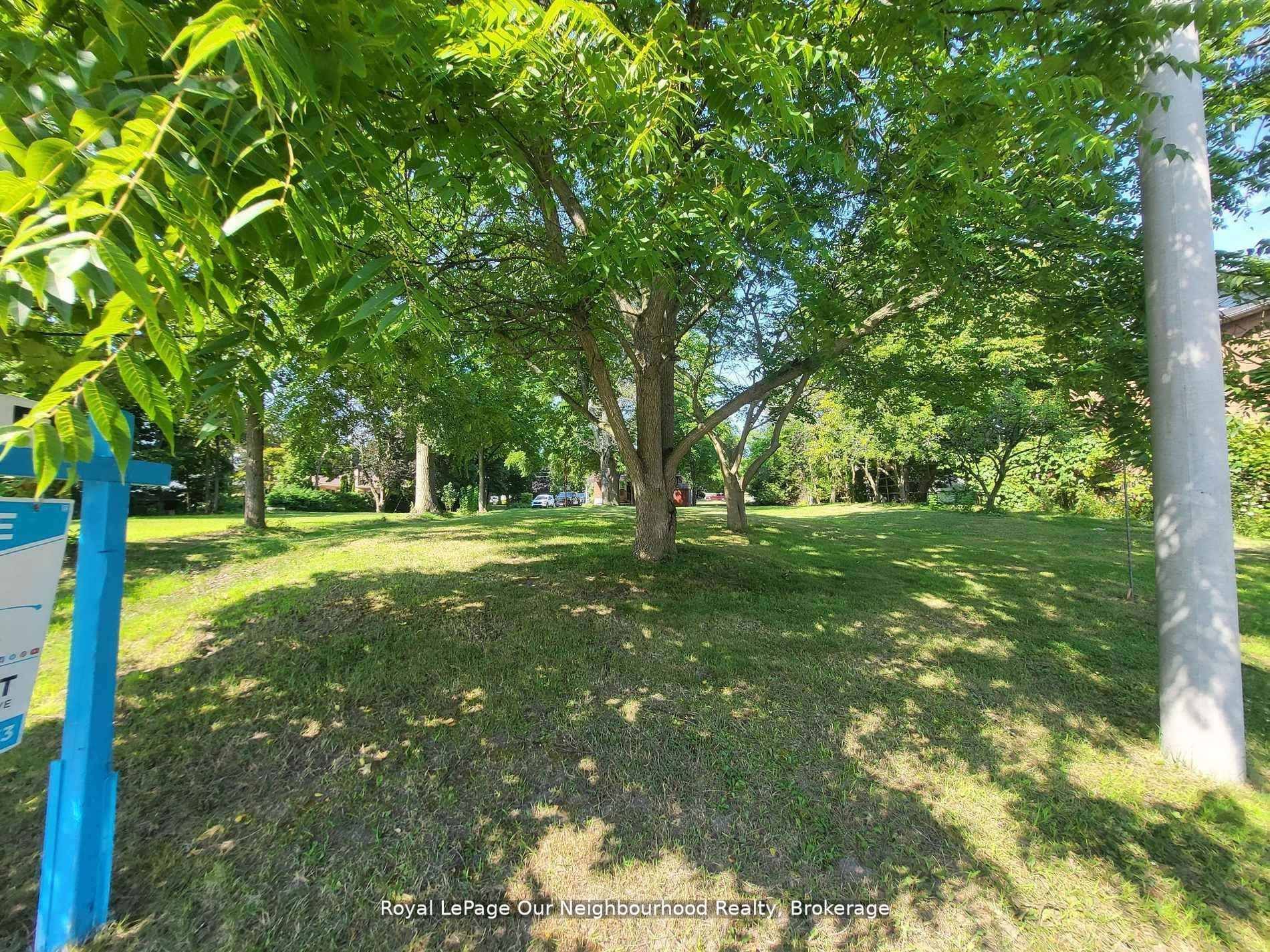 221a Liberty Street N Property Photo 4