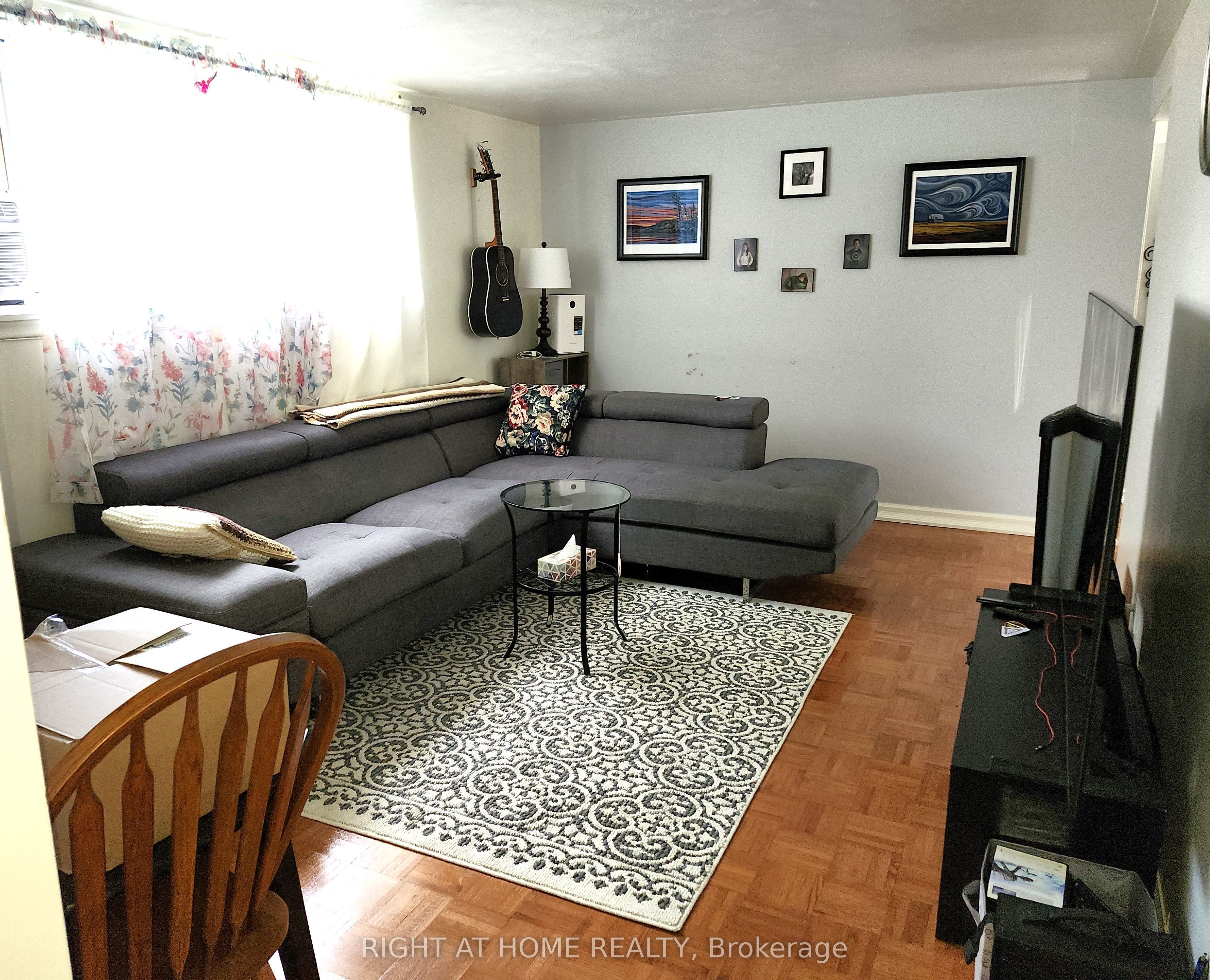 343 Frontenac Avenue Property Photo 7