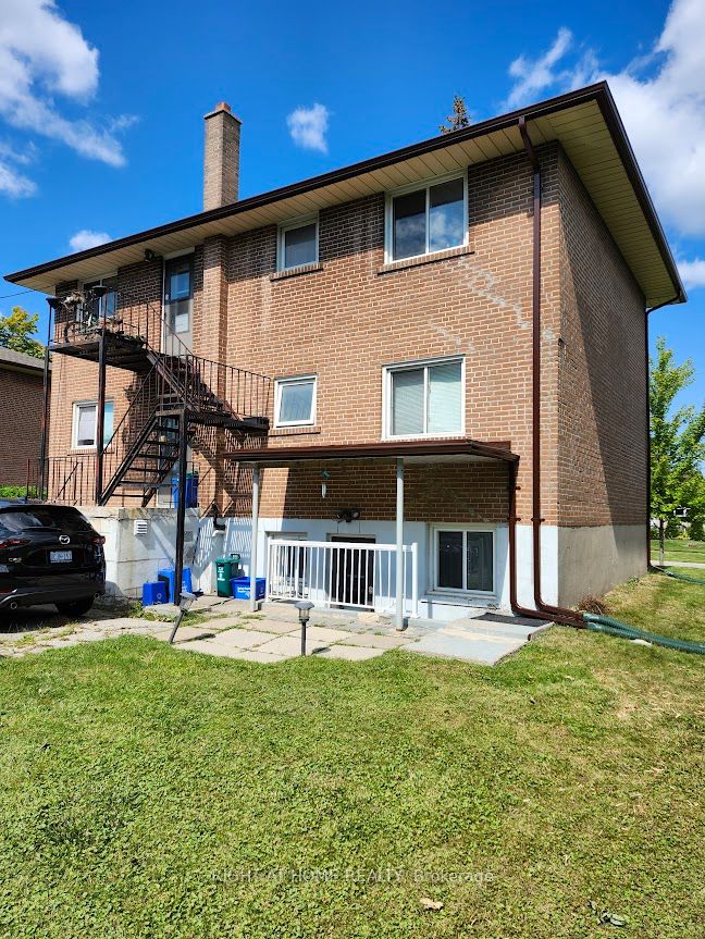 343 Frontenac Avenue Property Photo 14