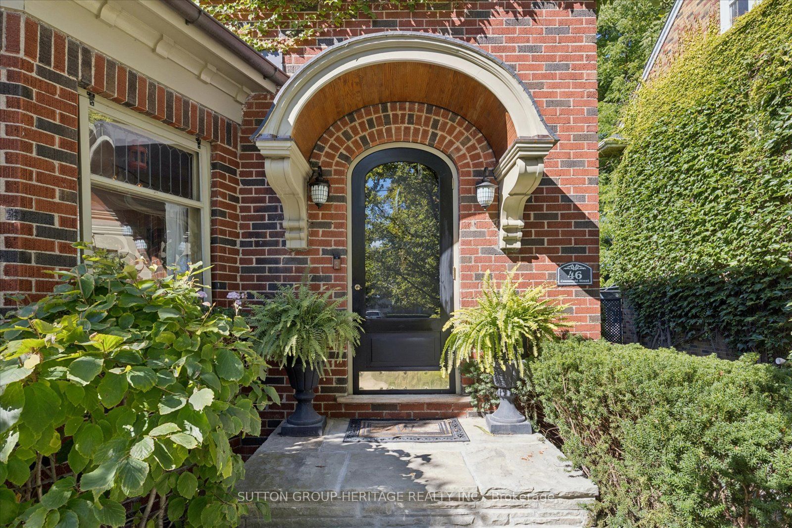 46 Connaught Street Property Photo 3
