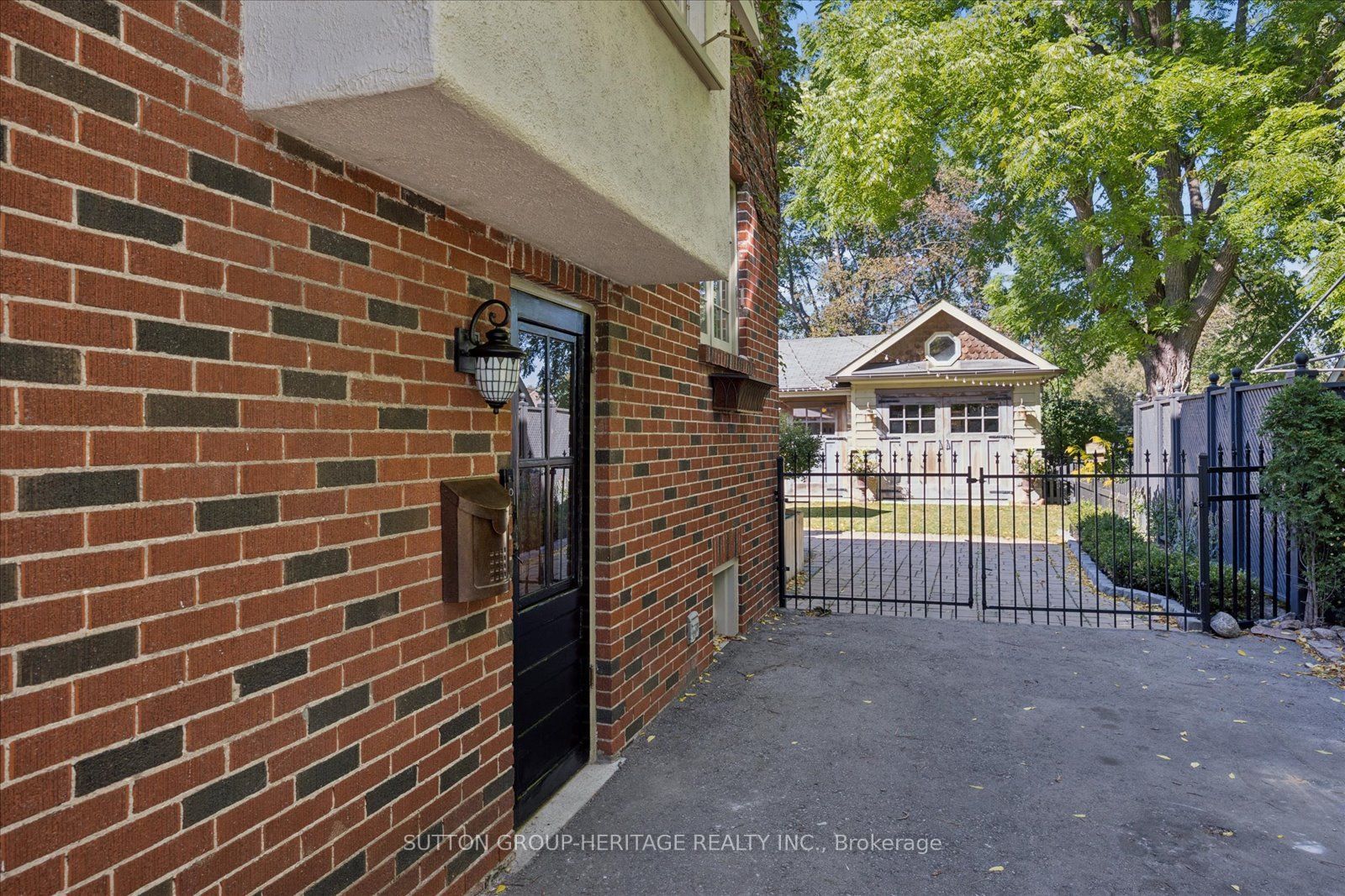46 Connaught Street Property Photo 28