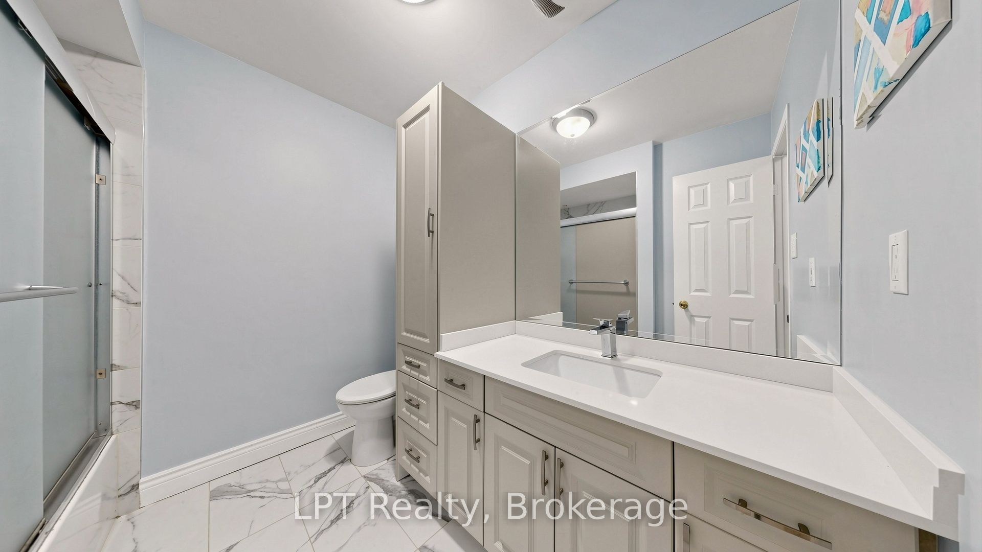 18 Tawn Crescent S Property Photo 24