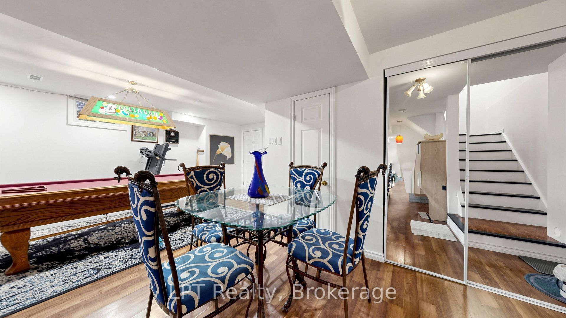 18 Tawn Crescent S Property Photo 26