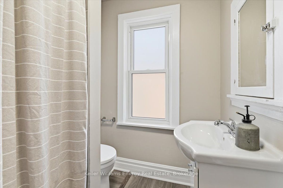 108 Division Street Property Photo 6