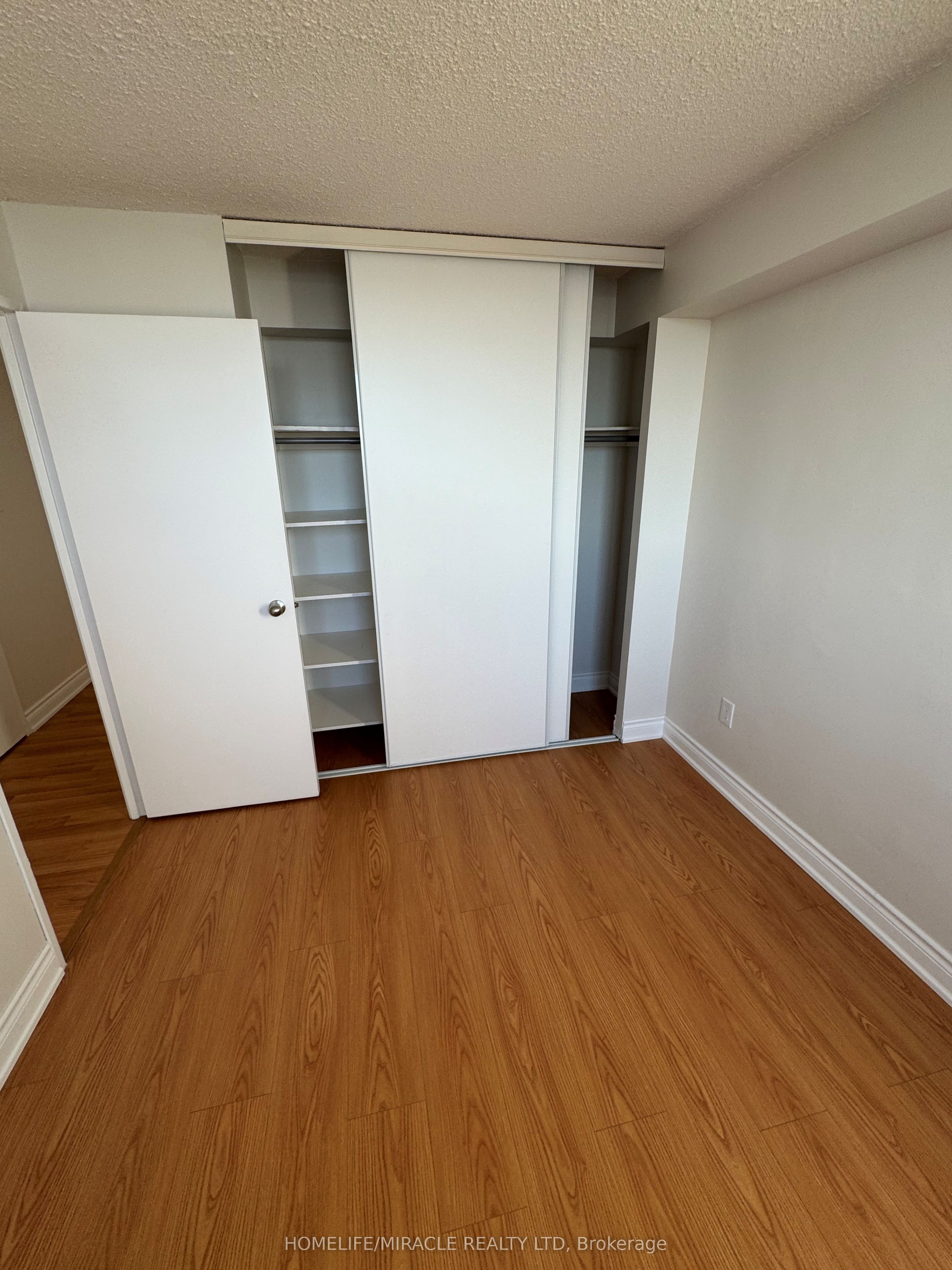 120 Dundalk Drive Ph9 Property Photo 5