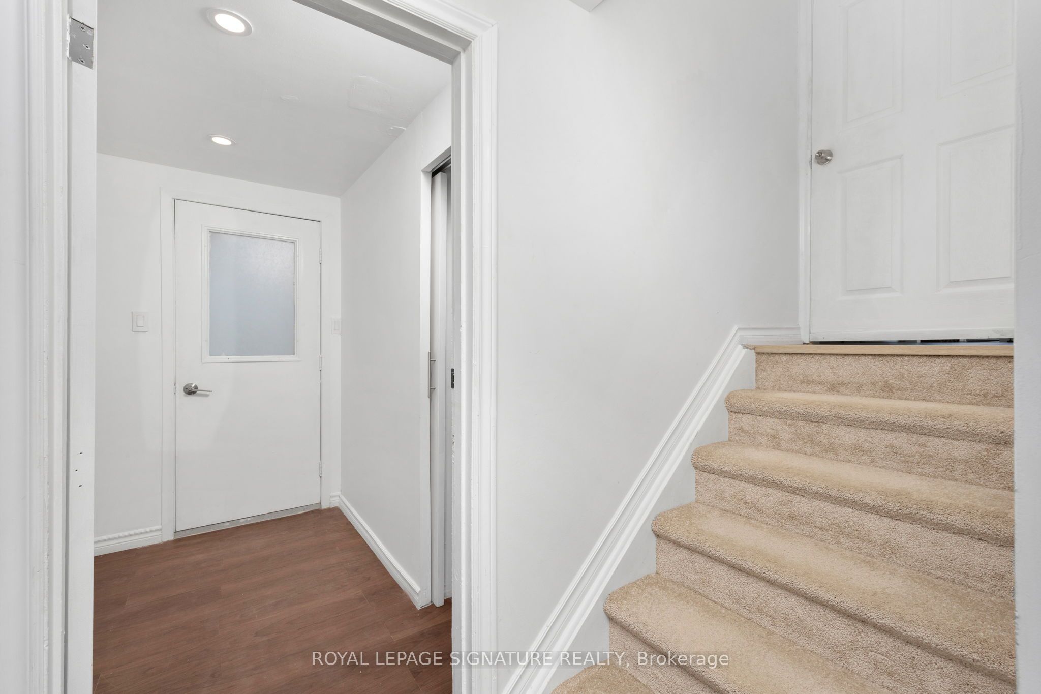 903 Liverpool Road Lower Property Photo 13