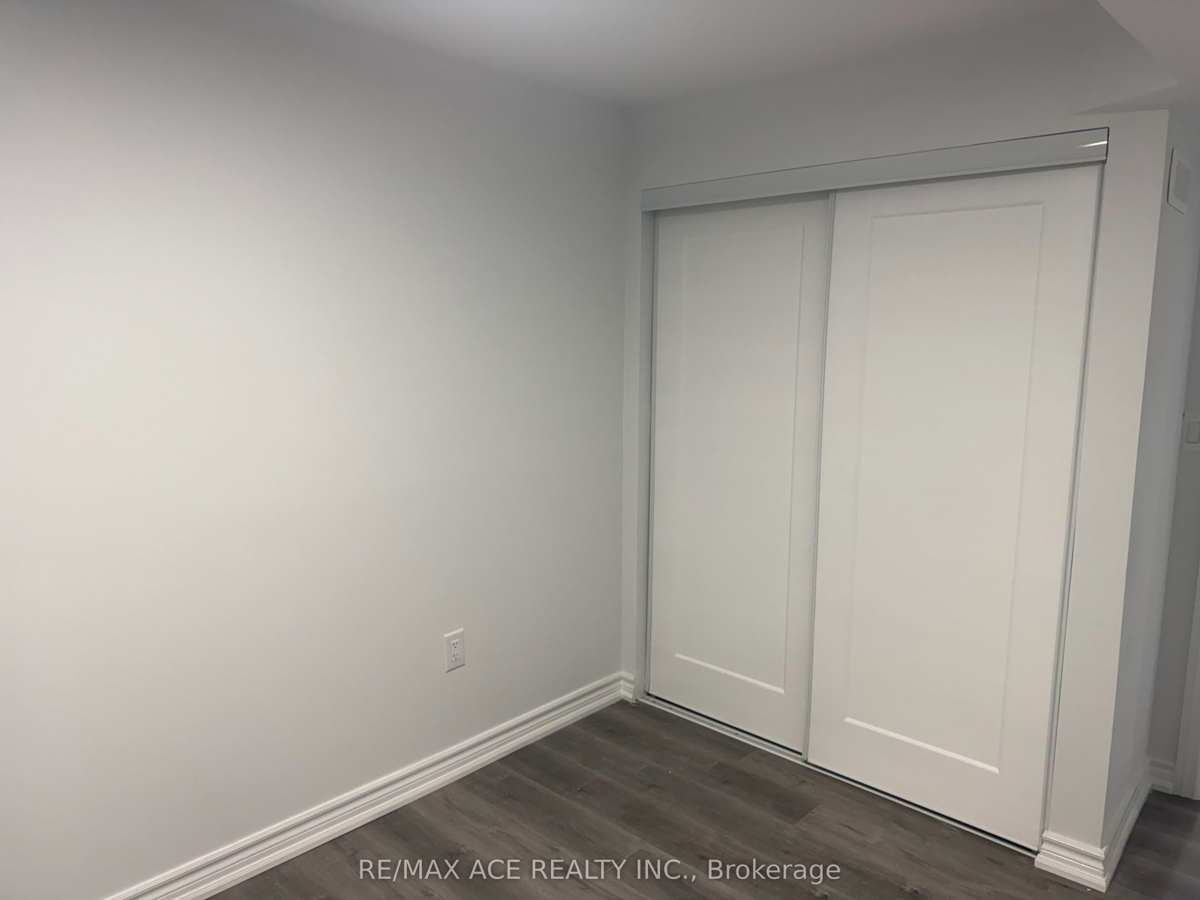 2219 Beckman Crescent Bsmt Property Photo 11