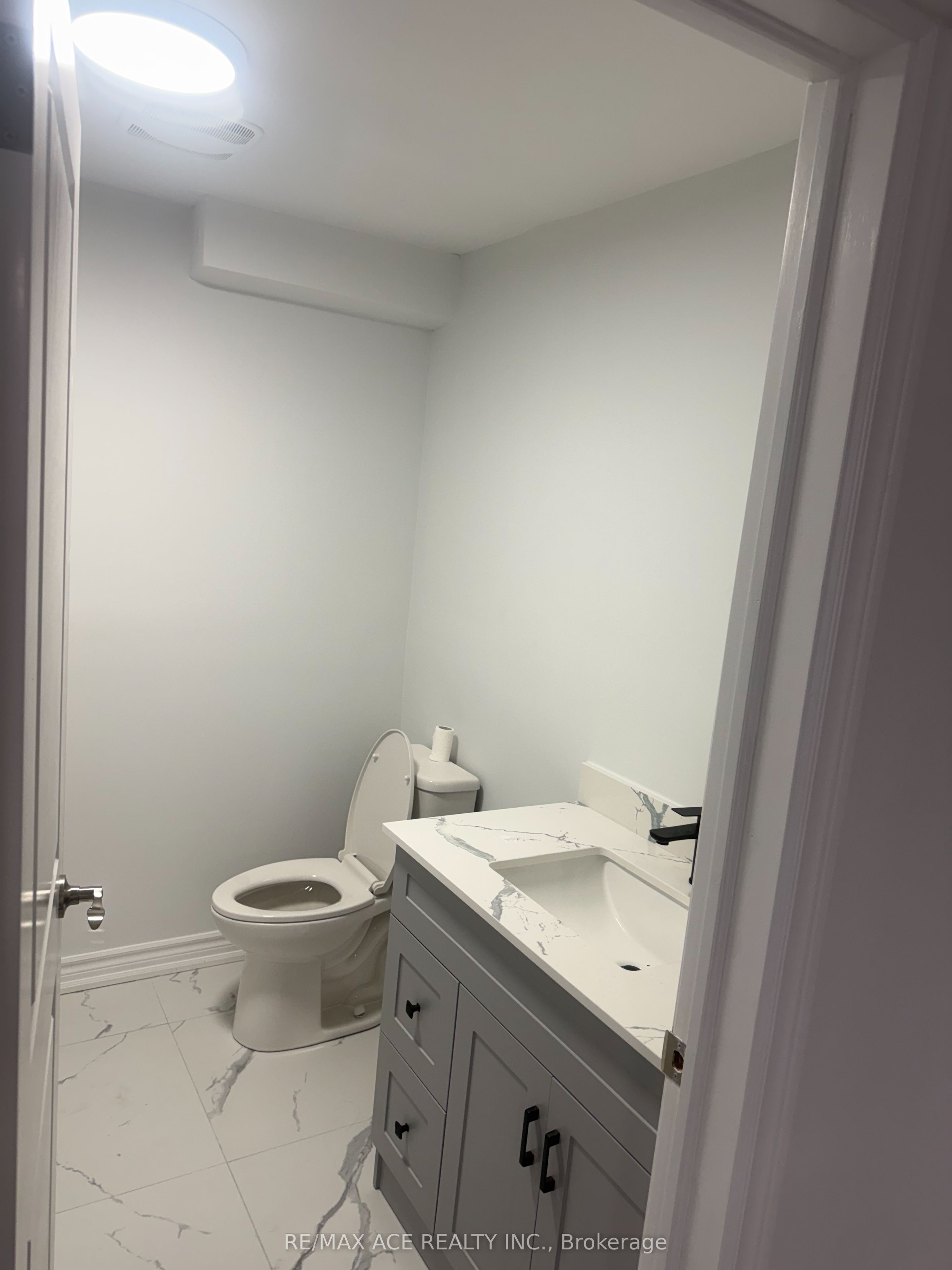 2219 Beckman Crescent Bsmt Property Photo 15