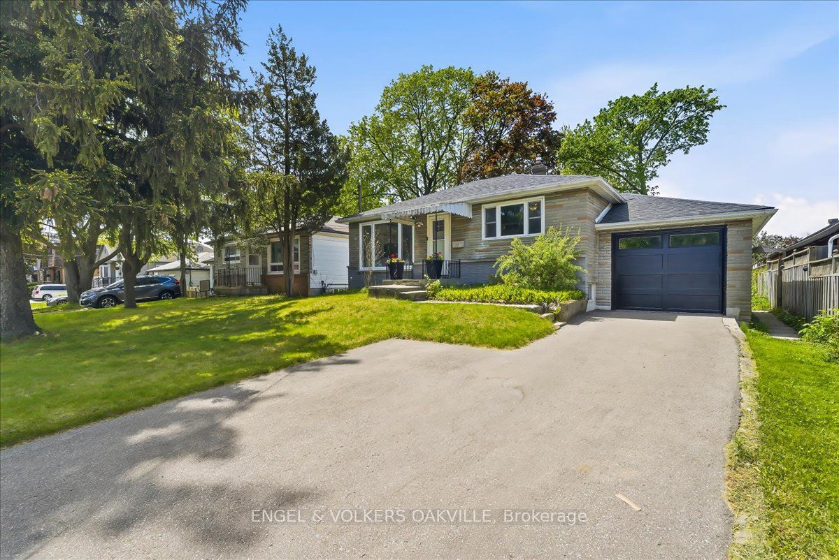 22 Falaise Road Property Photo 2