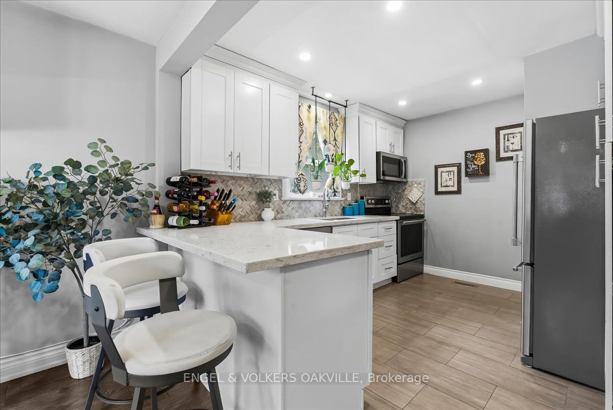22 Falaise Road Property Photo 7