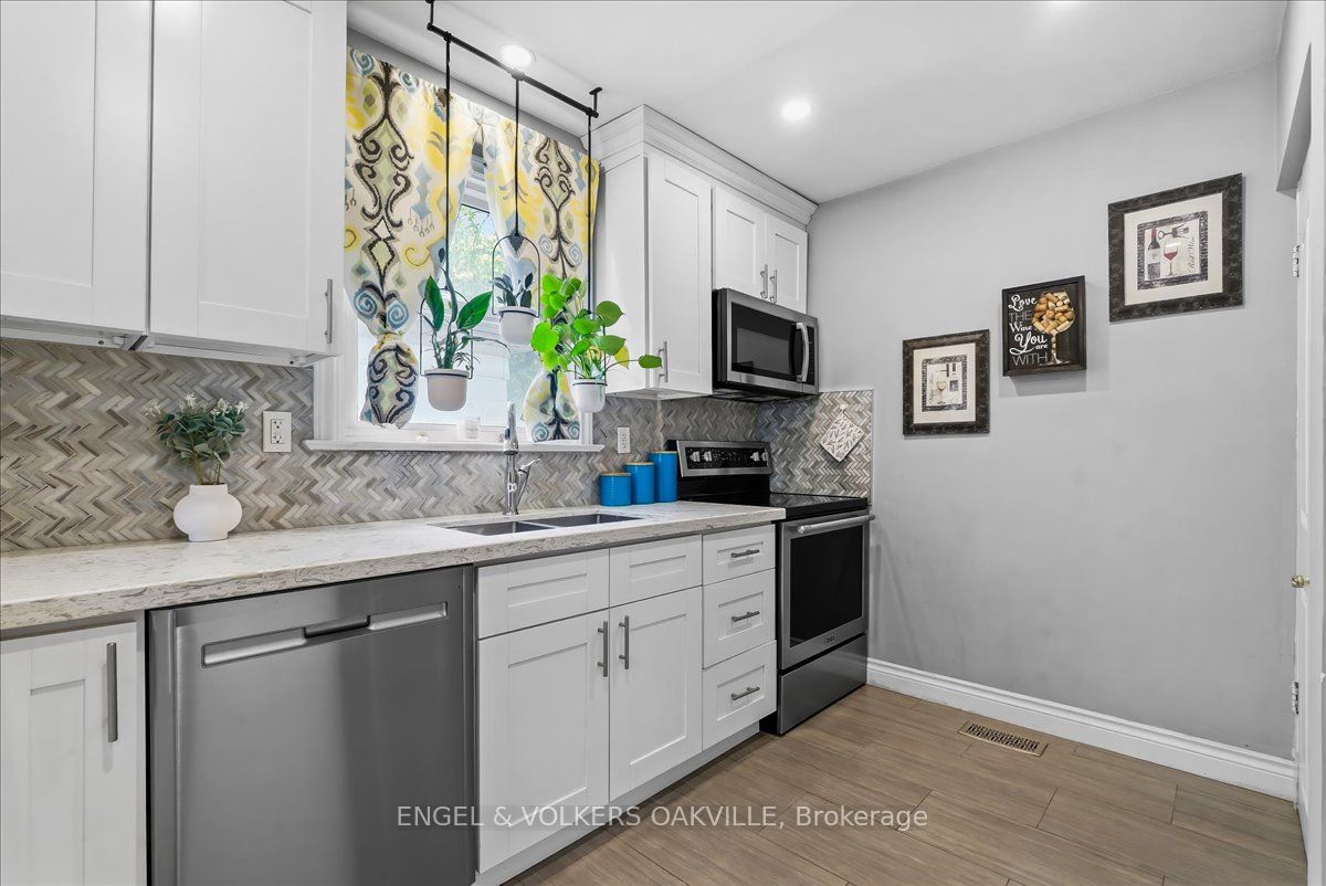 22 Falaise Road Property Photo 9