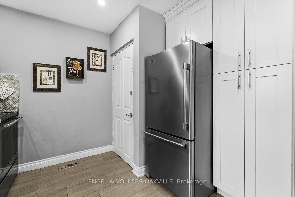 22 Falaise Road Property Photo 11