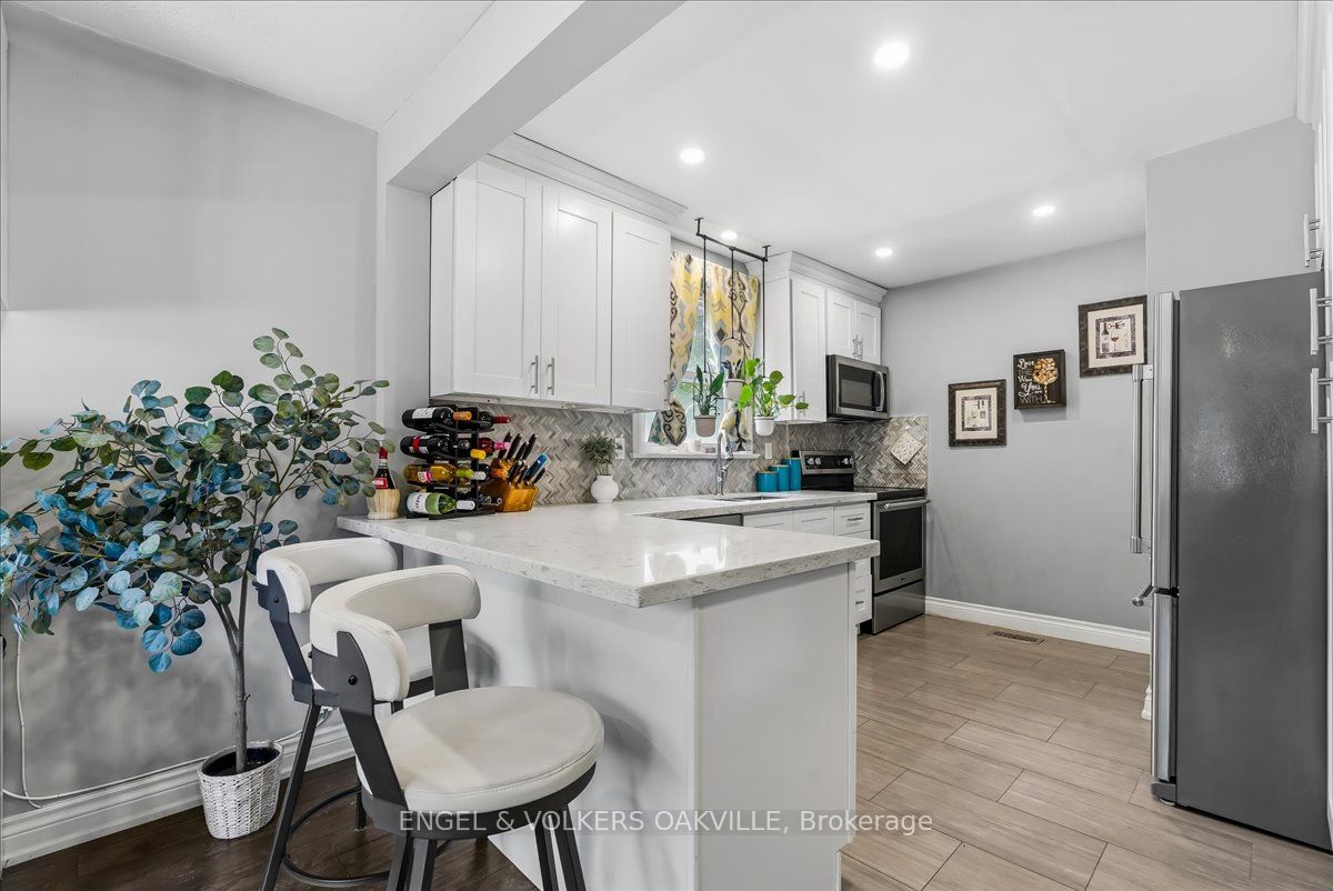 22 Falaise Road Property Photo 12