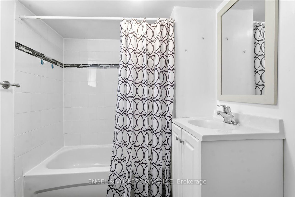 22 Falaise Road Property Photo 27