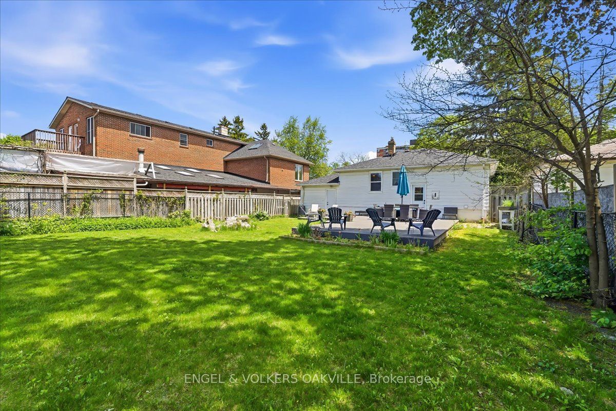 22 Falaise Road Property Photo 32