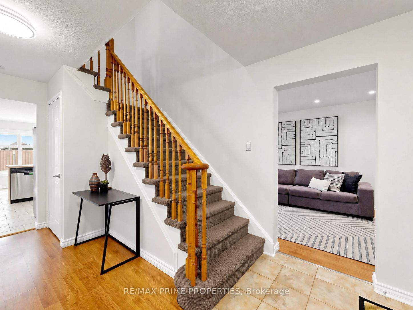 29 Redmond Drive Property Photo 6