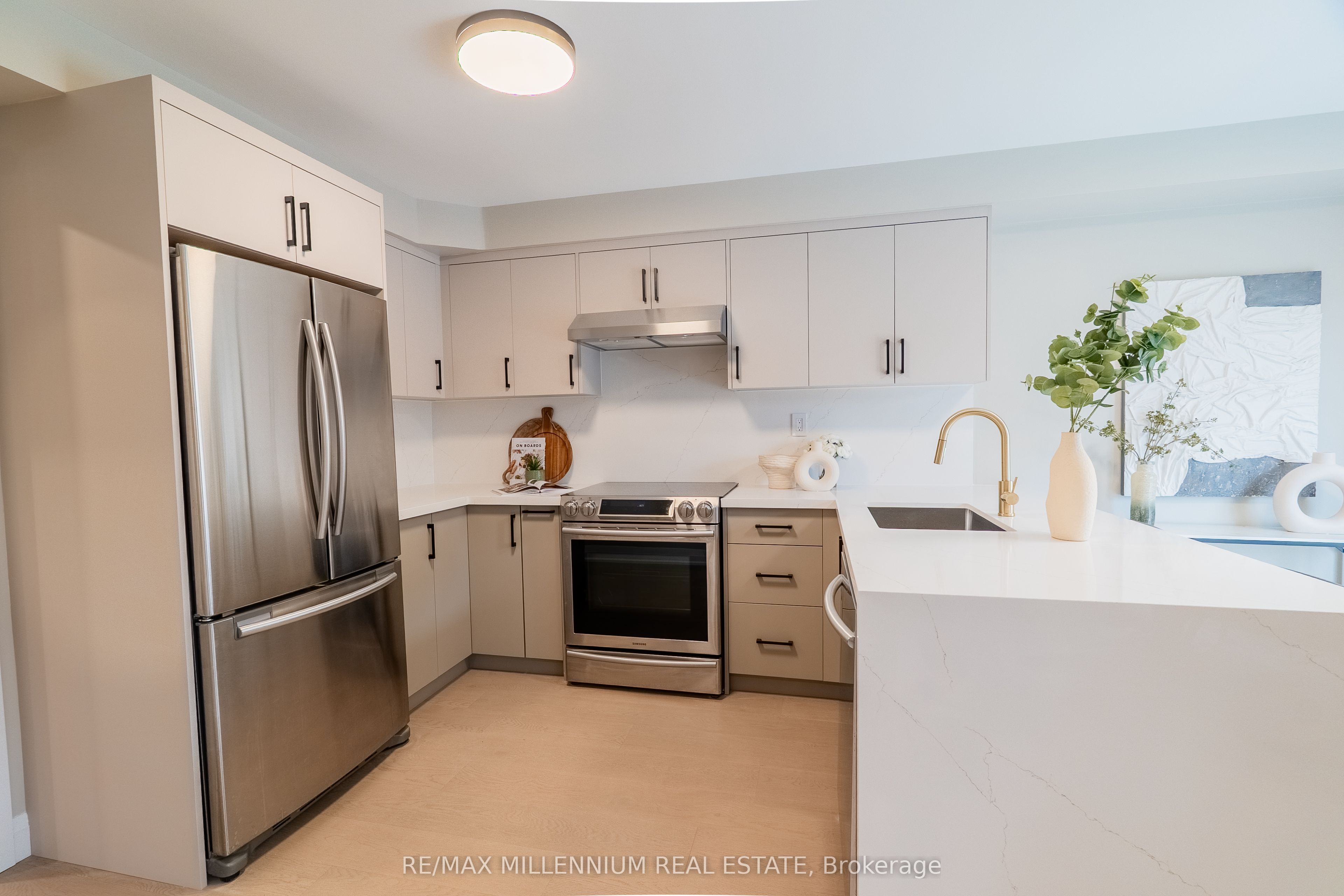 70 Fry Crescent Property Photo 7