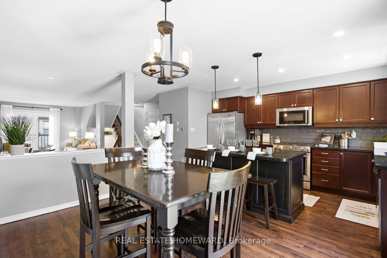 571 Longworth Avenue E 10 Property Photo 12