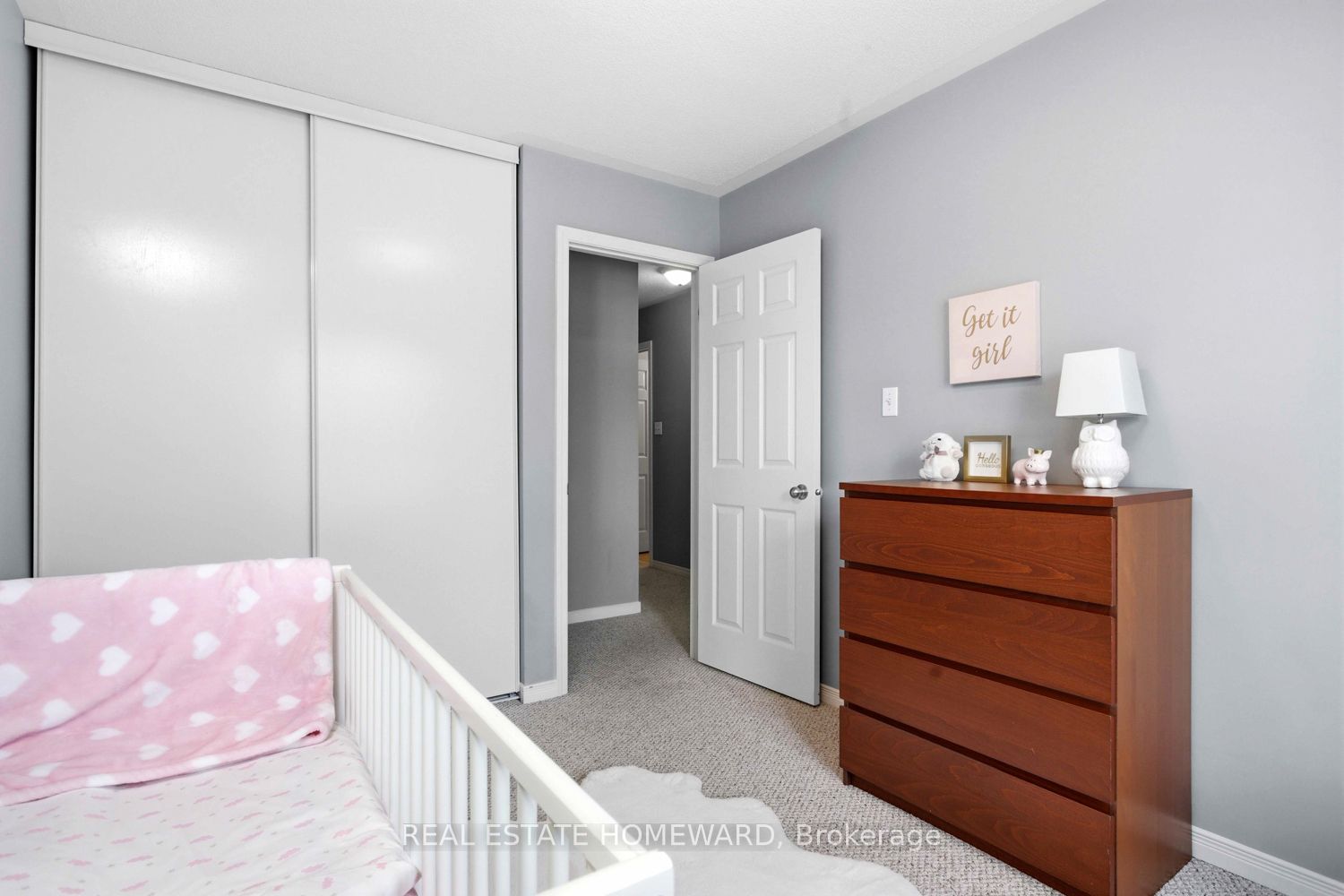 571 Longworth Avenue E 10 Property Photo 25
