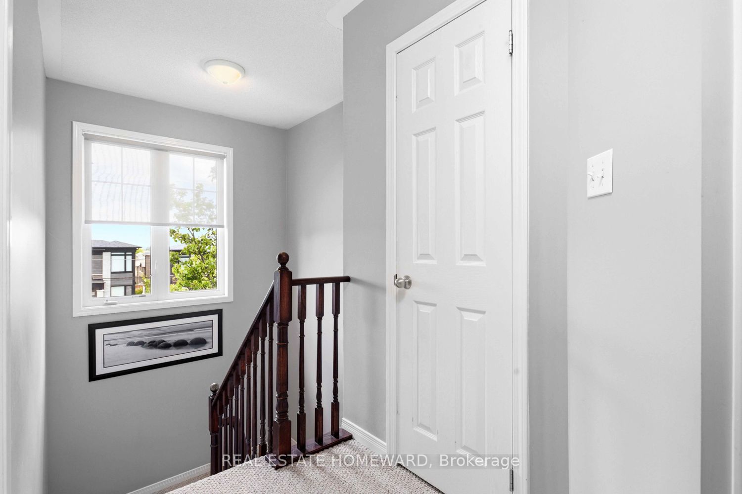571 Longworth Avenue E 10 Property Photo 27