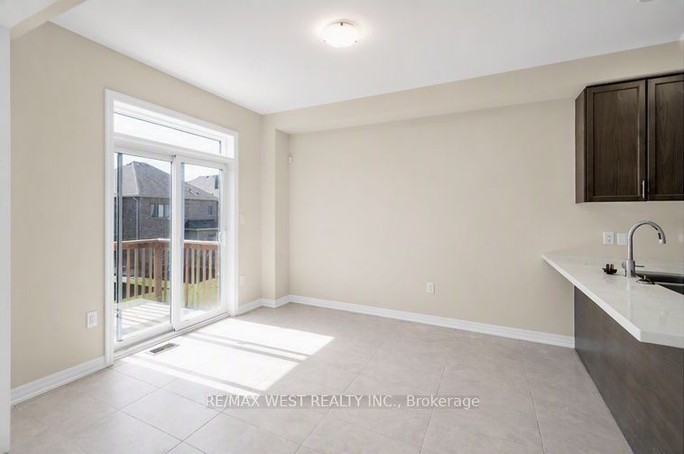 43 Ed Ewert Avenue Property Photo 6
