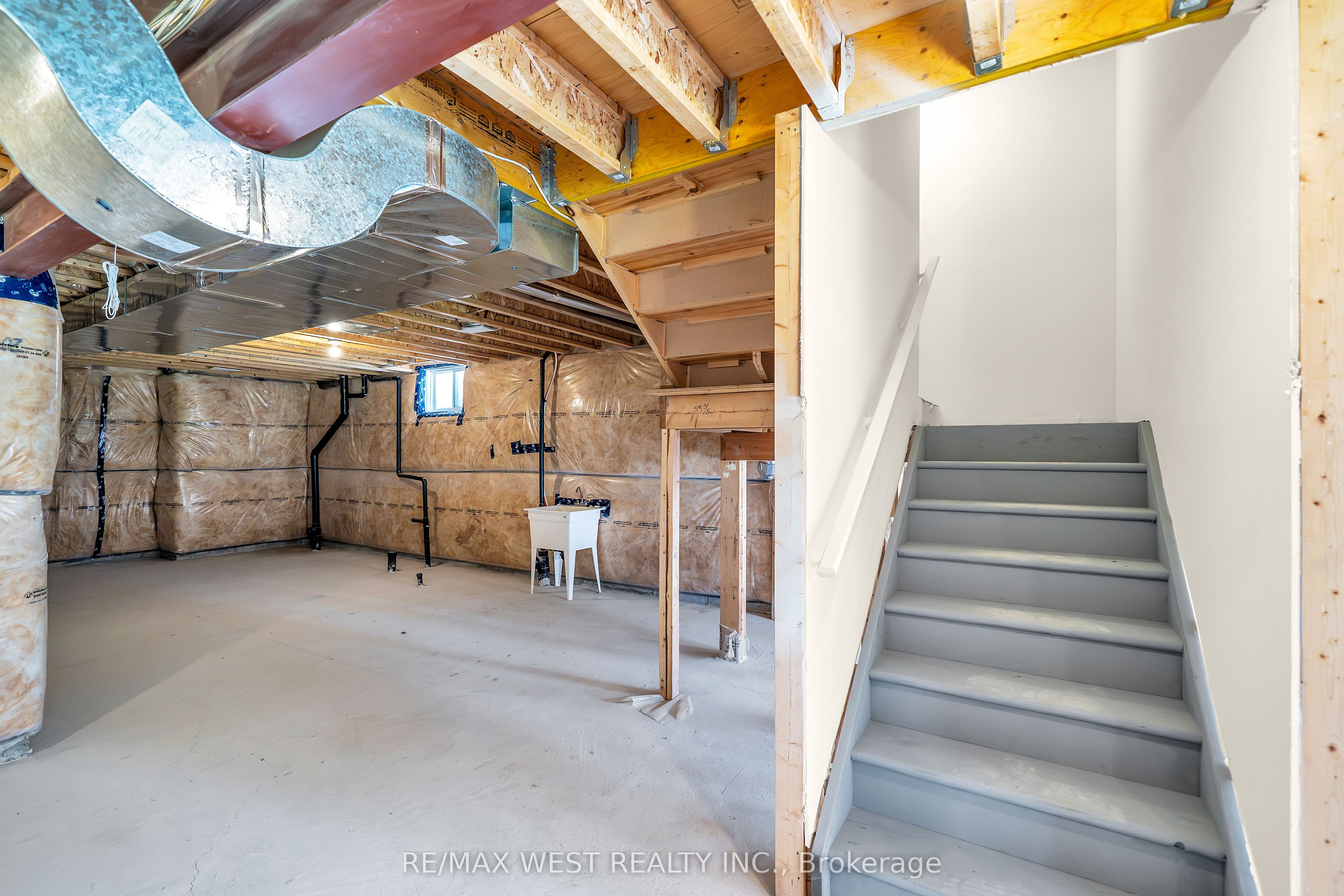 43 Ed Ewert Avenue Property Photo 22