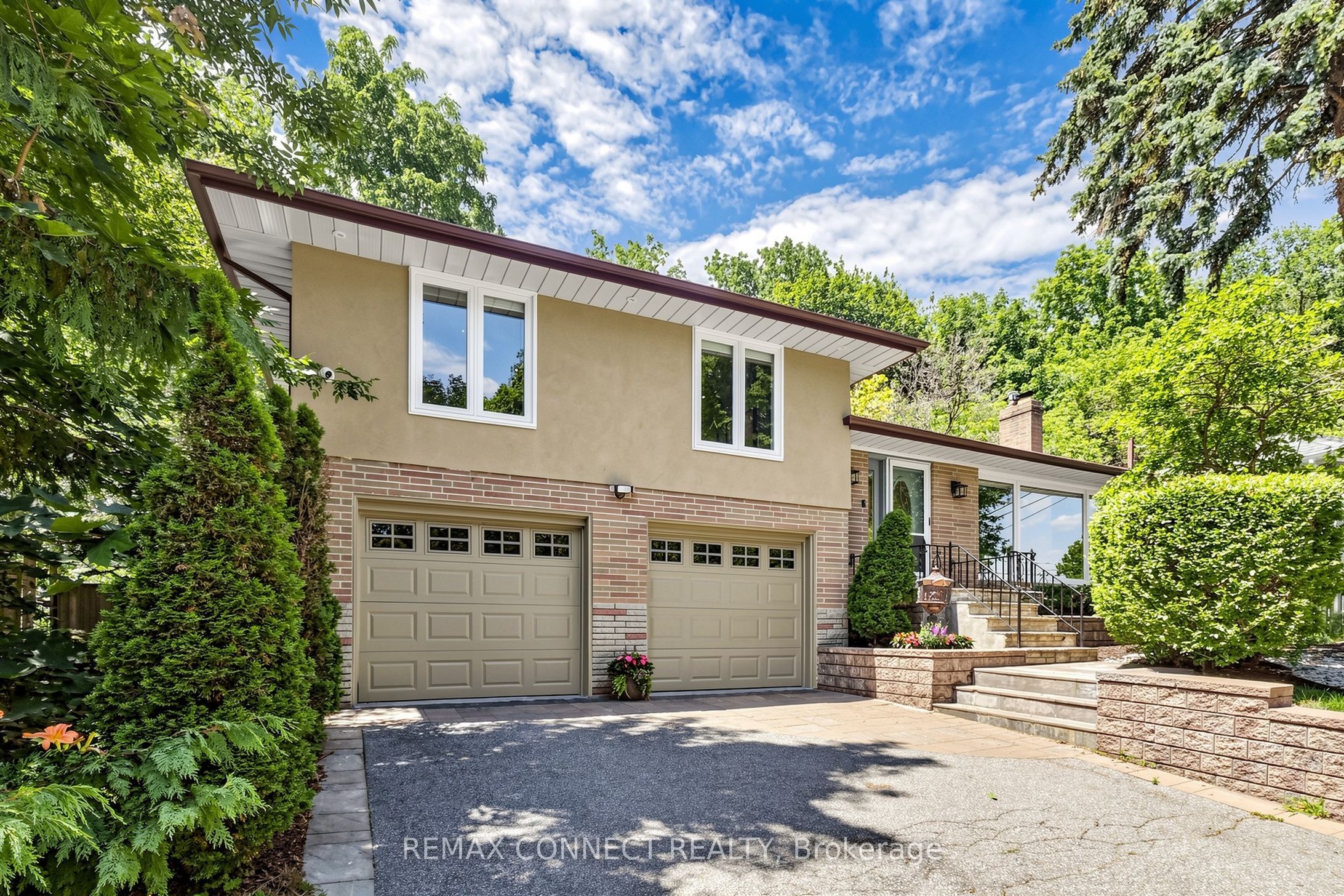 10 Catalina Drive